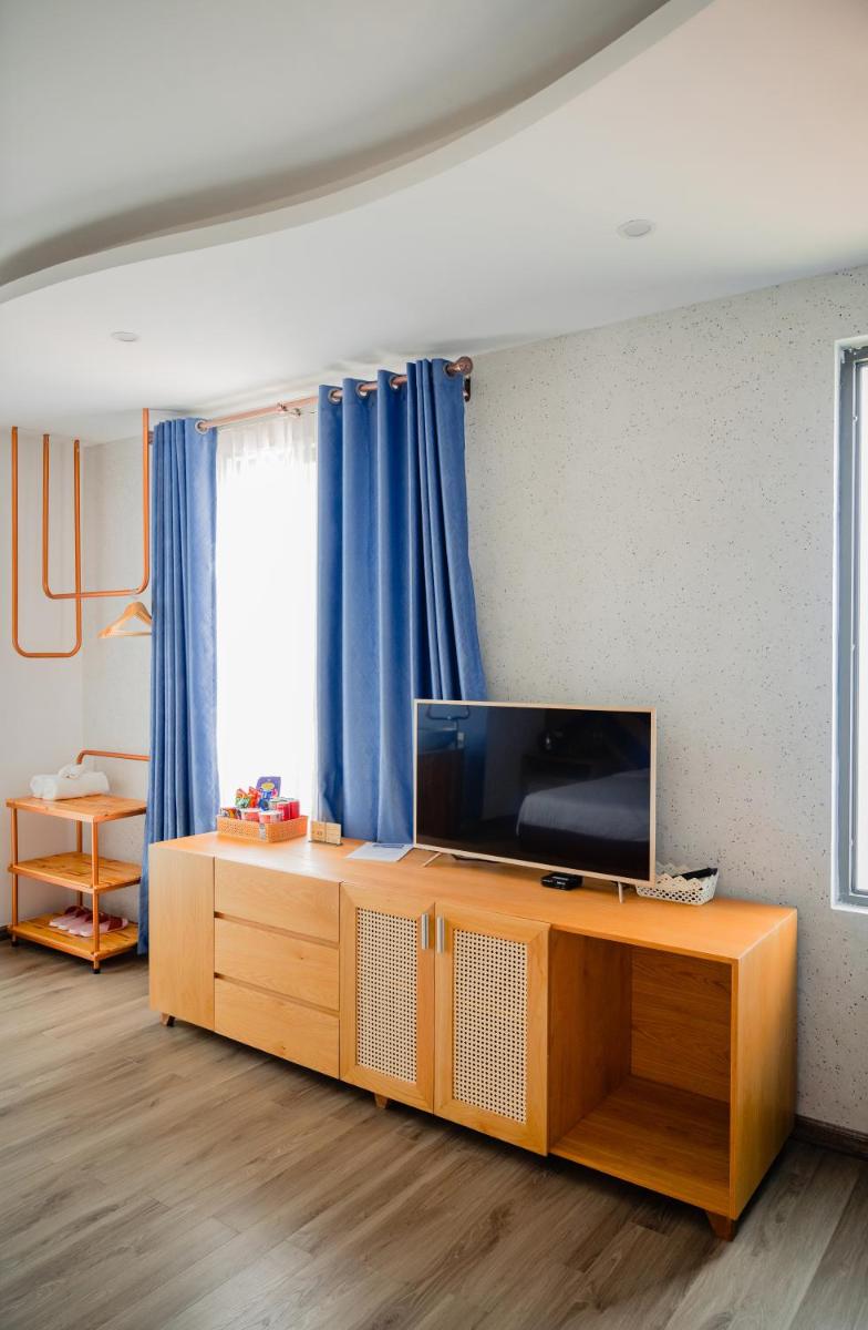 Deluxe Double Room with Balcony photo 3