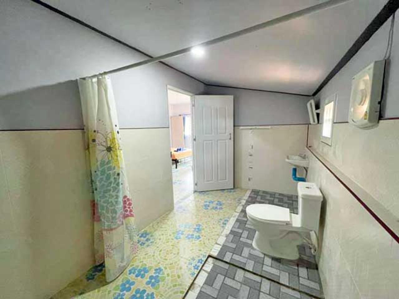 Family Room with Bathroom - Photo 3