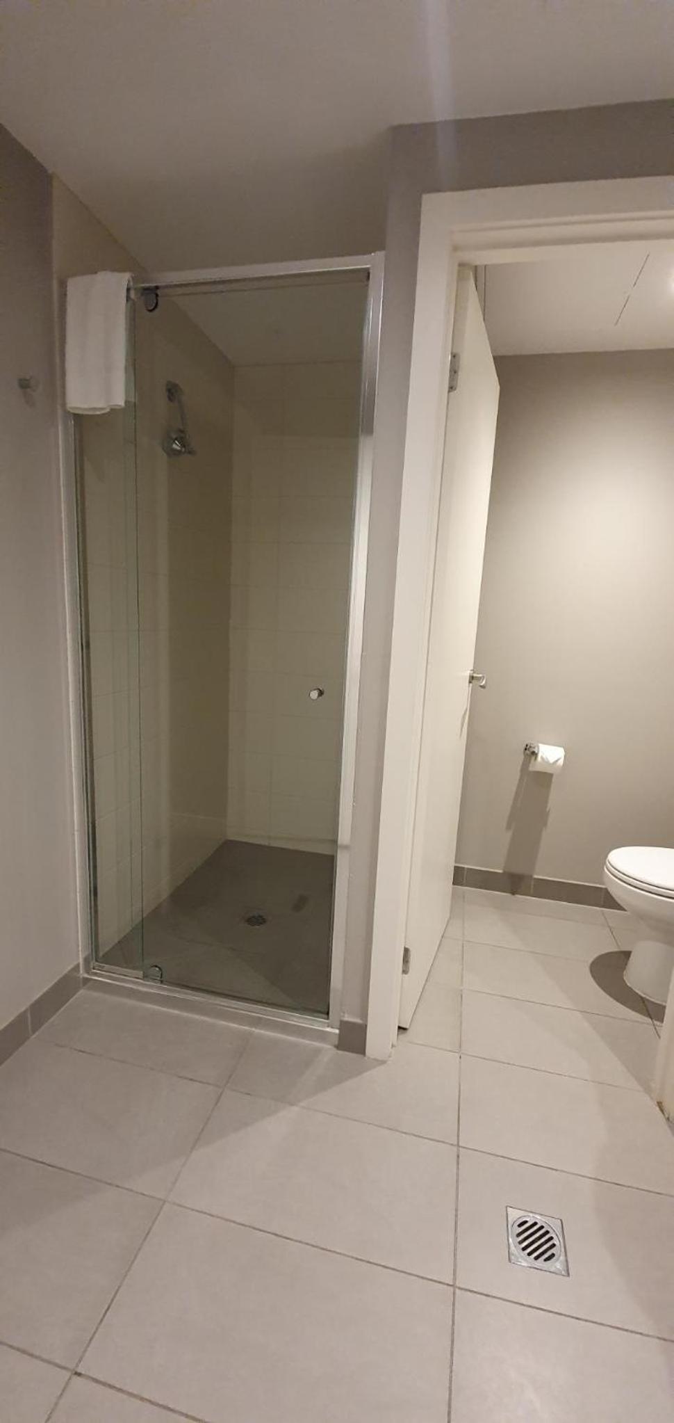 One-Bedroom Apartment - Photo 3