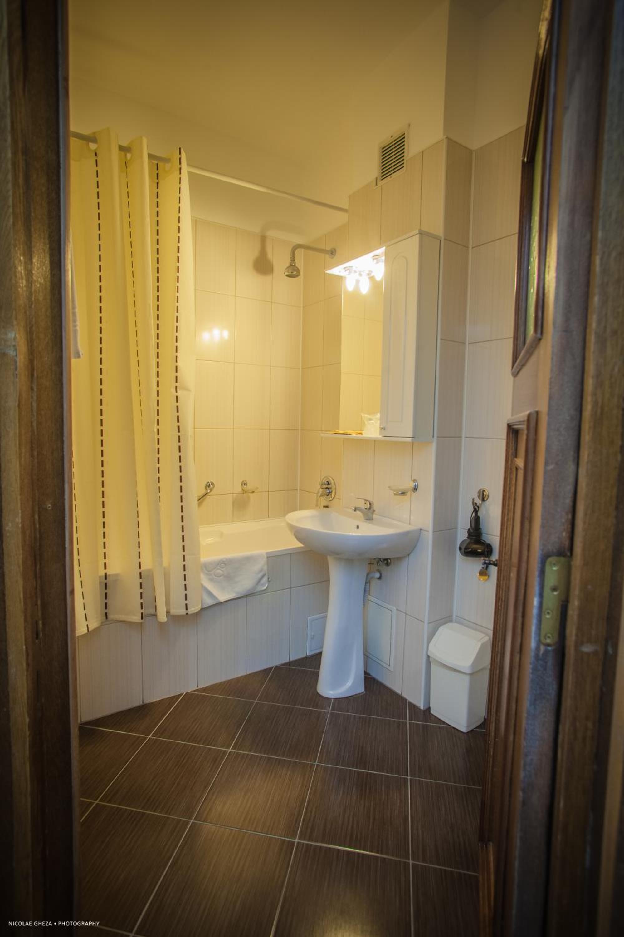 Double or Twin Room photo 3