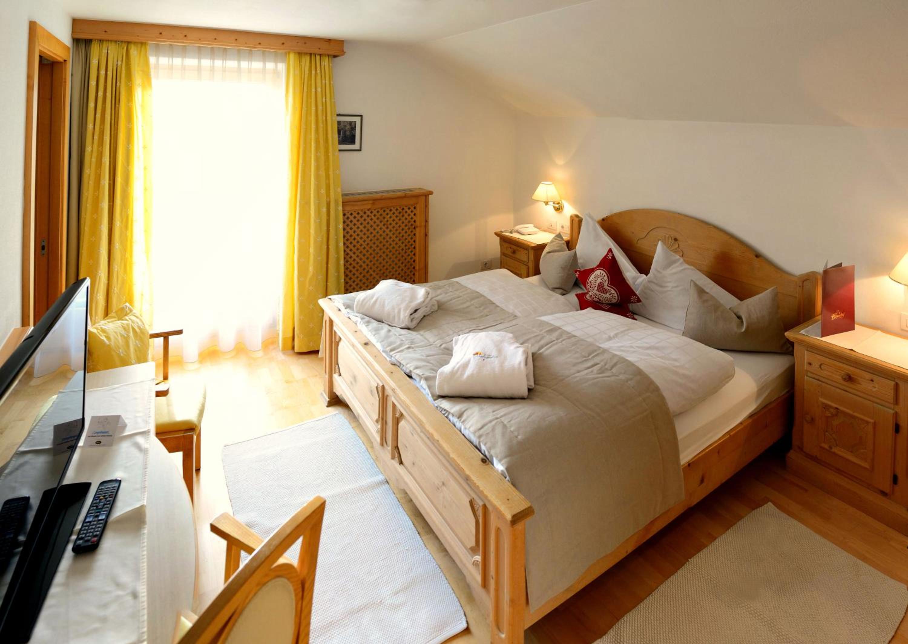 Double Room - Photo 8