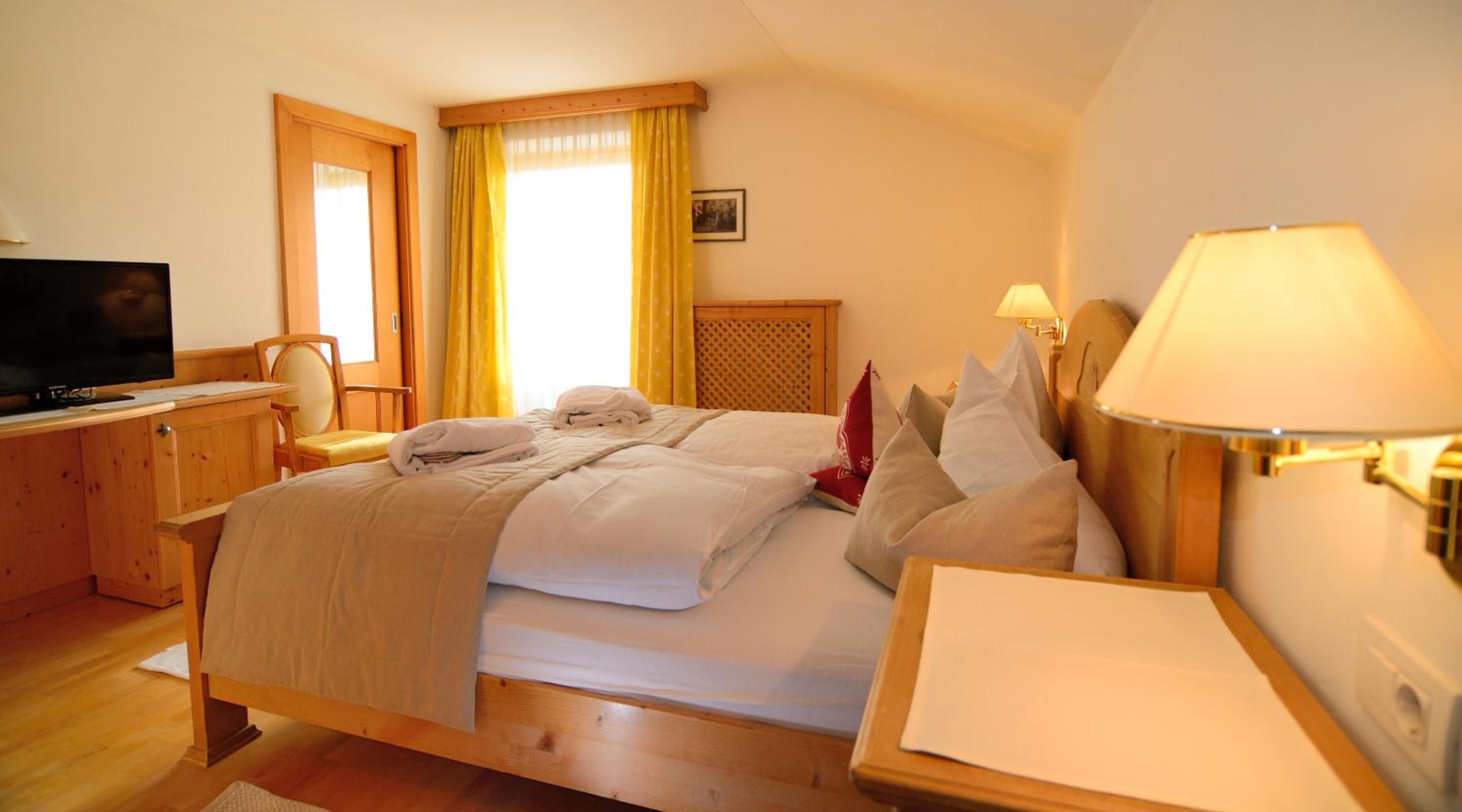 Double Room - Photo 16