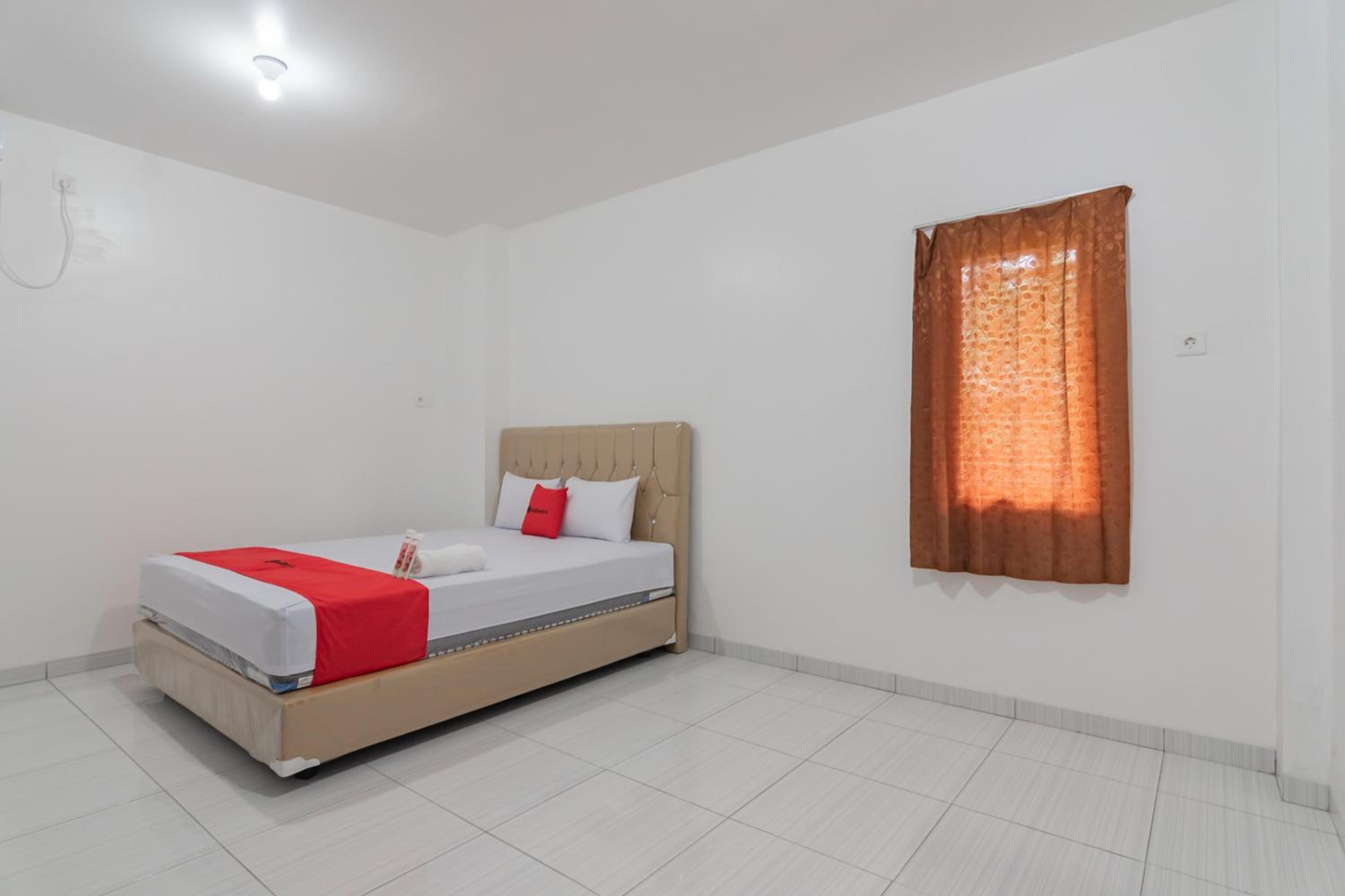 Standard Double Room - Photo 1