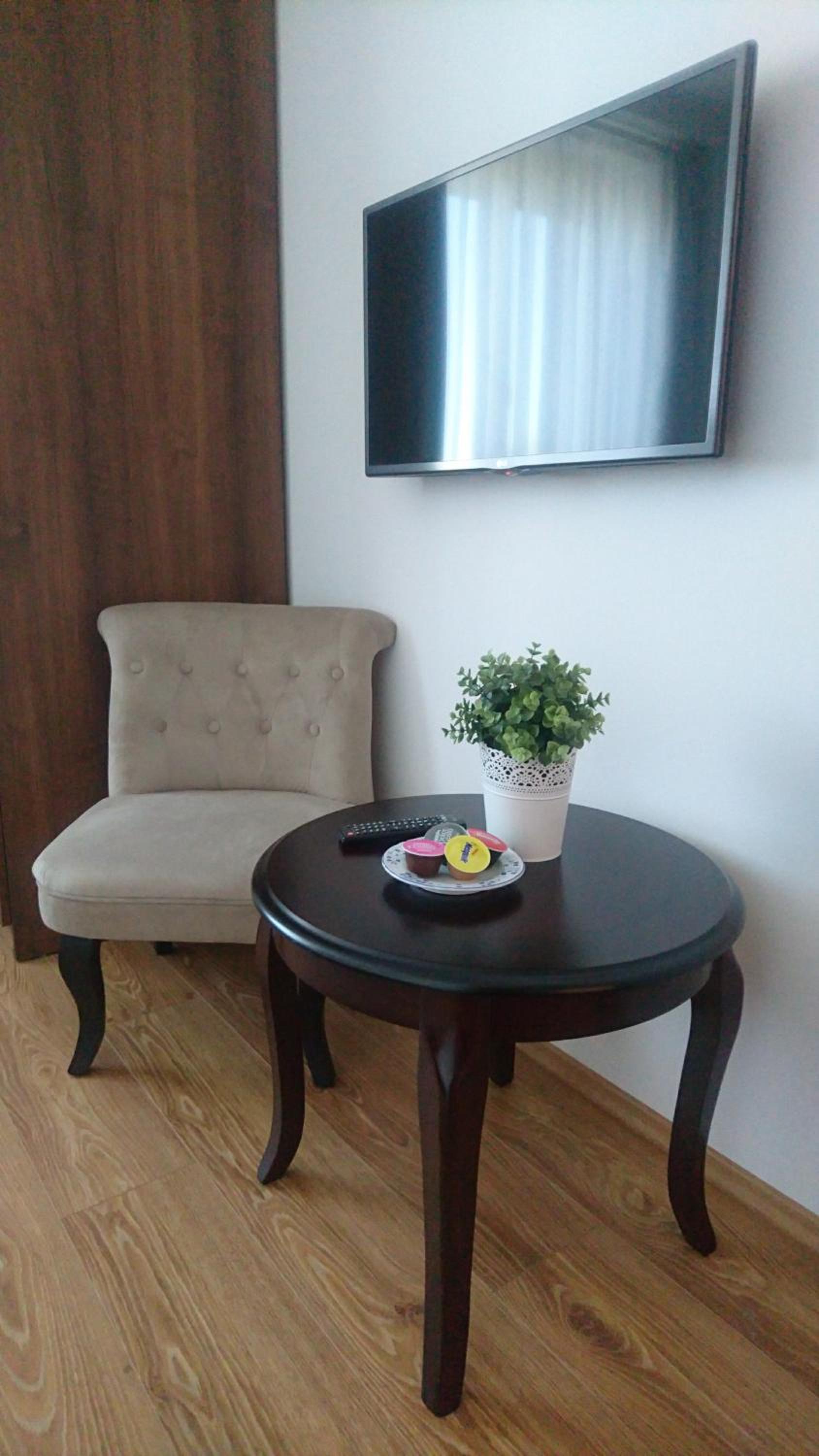Double Room with Private Bathroom photo 1