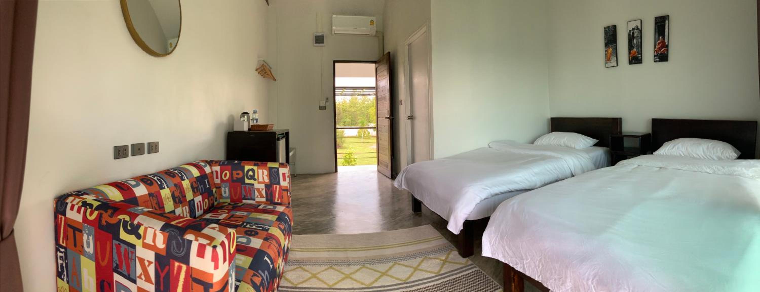 Deluxe Twin Room - Photo 14