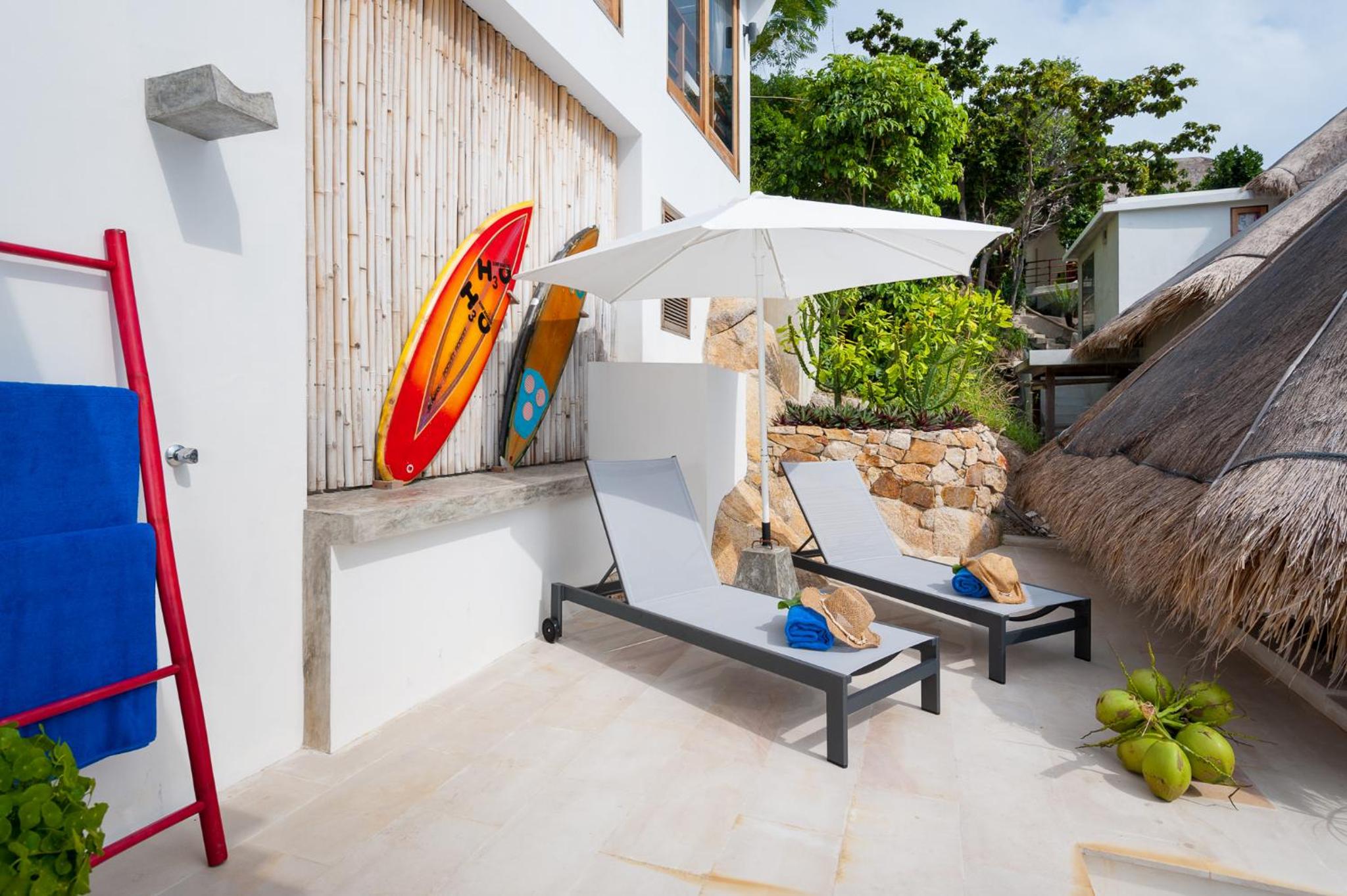 C23B two-Bedroom Pool Villa Seafront - Photo 10