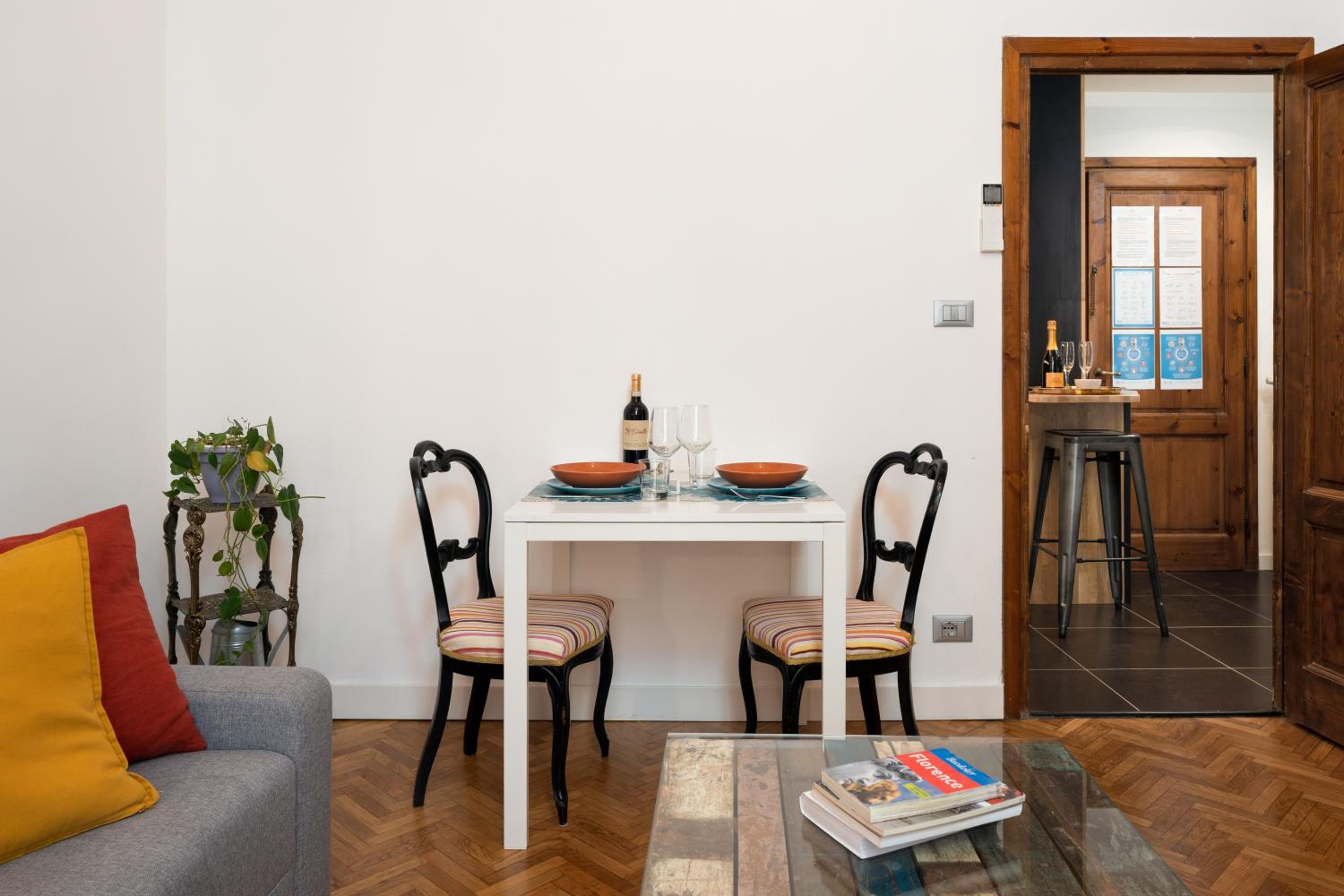 Deluxe One-Bedroom Apartment with Garden View