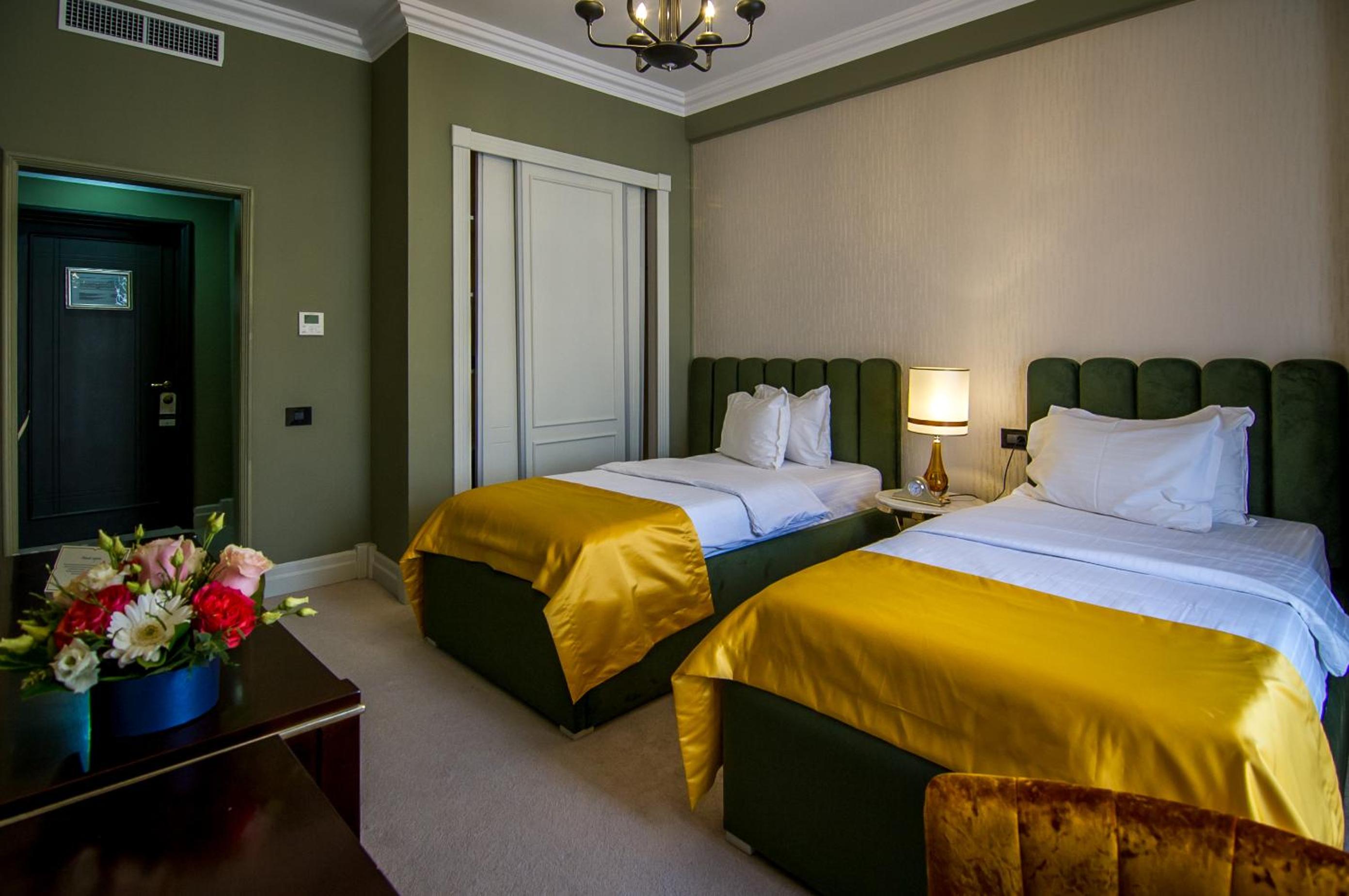 Deluxe Twin Room - Photo 14