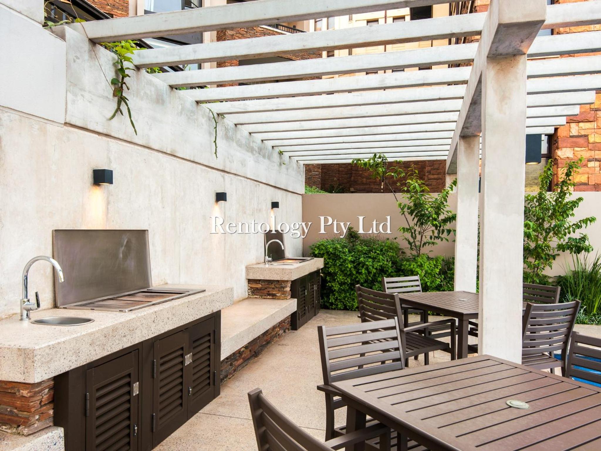 Apartment with Sea View - Photo 18