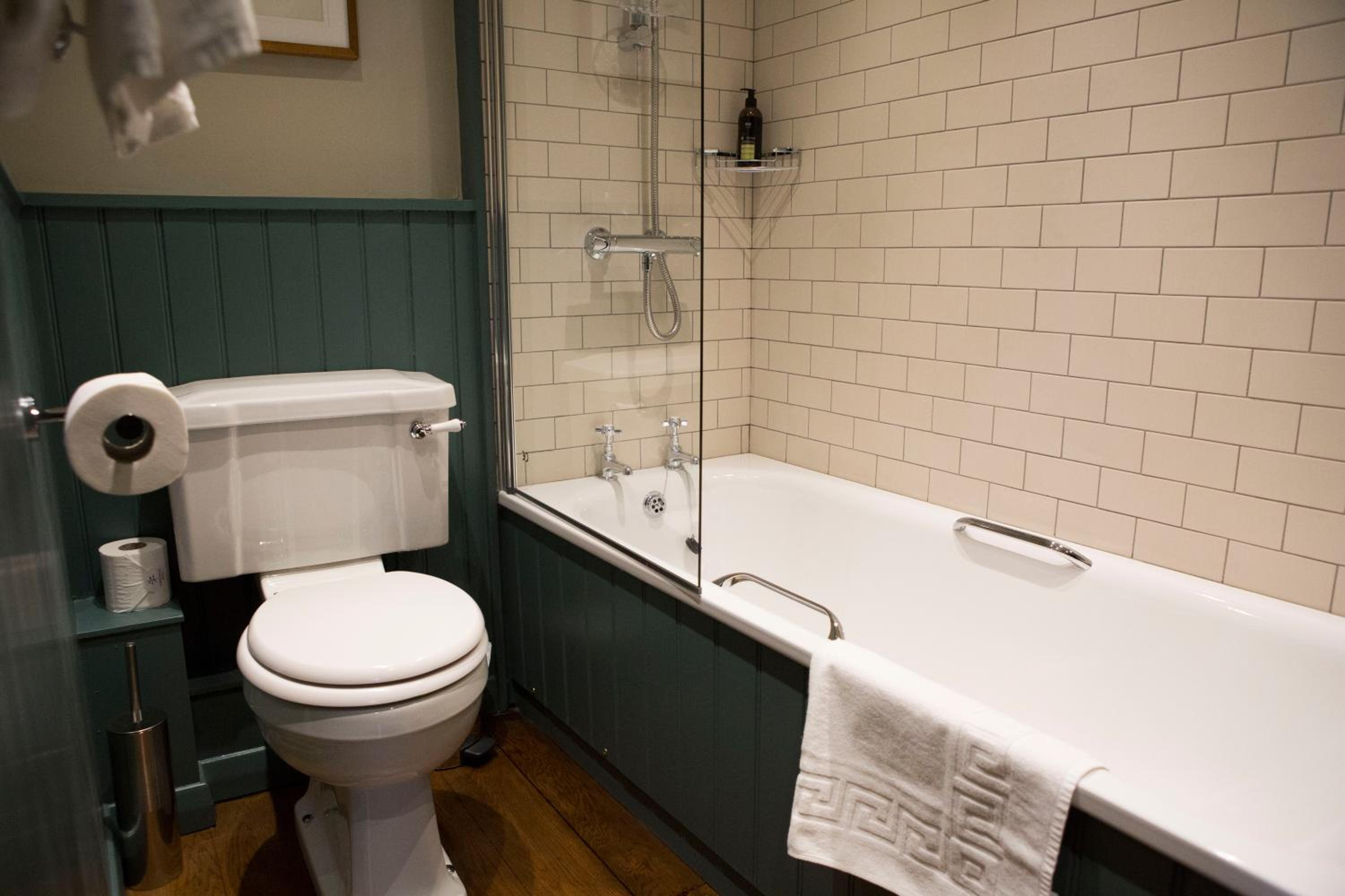 King Suite - Photo 12