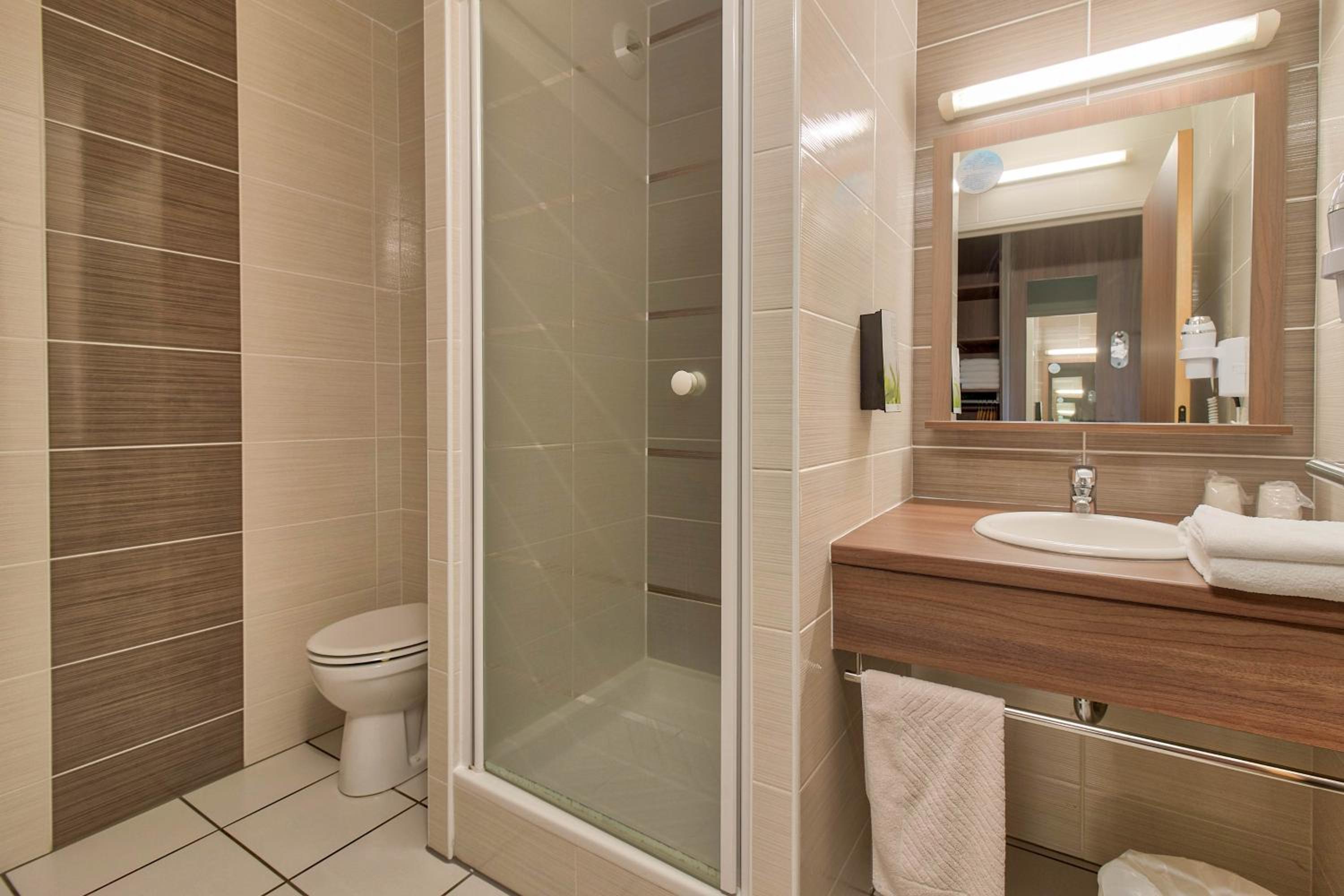 Double Room - Photo 7