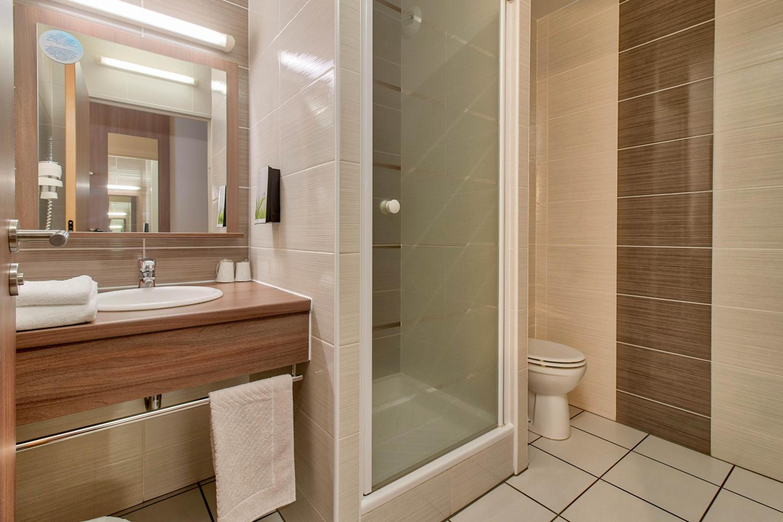 Double Room - Photo 3