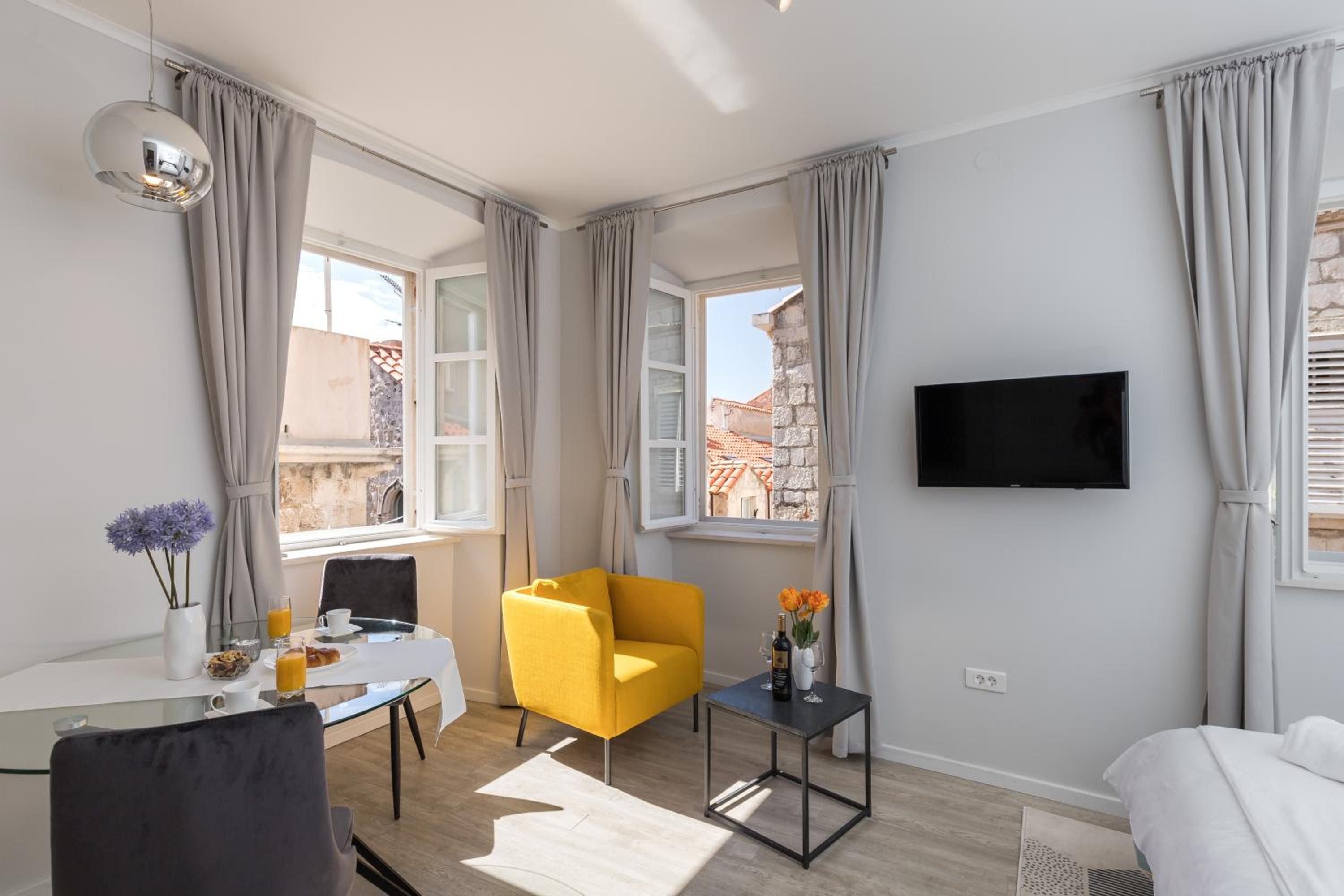 Studio Apartment with City View