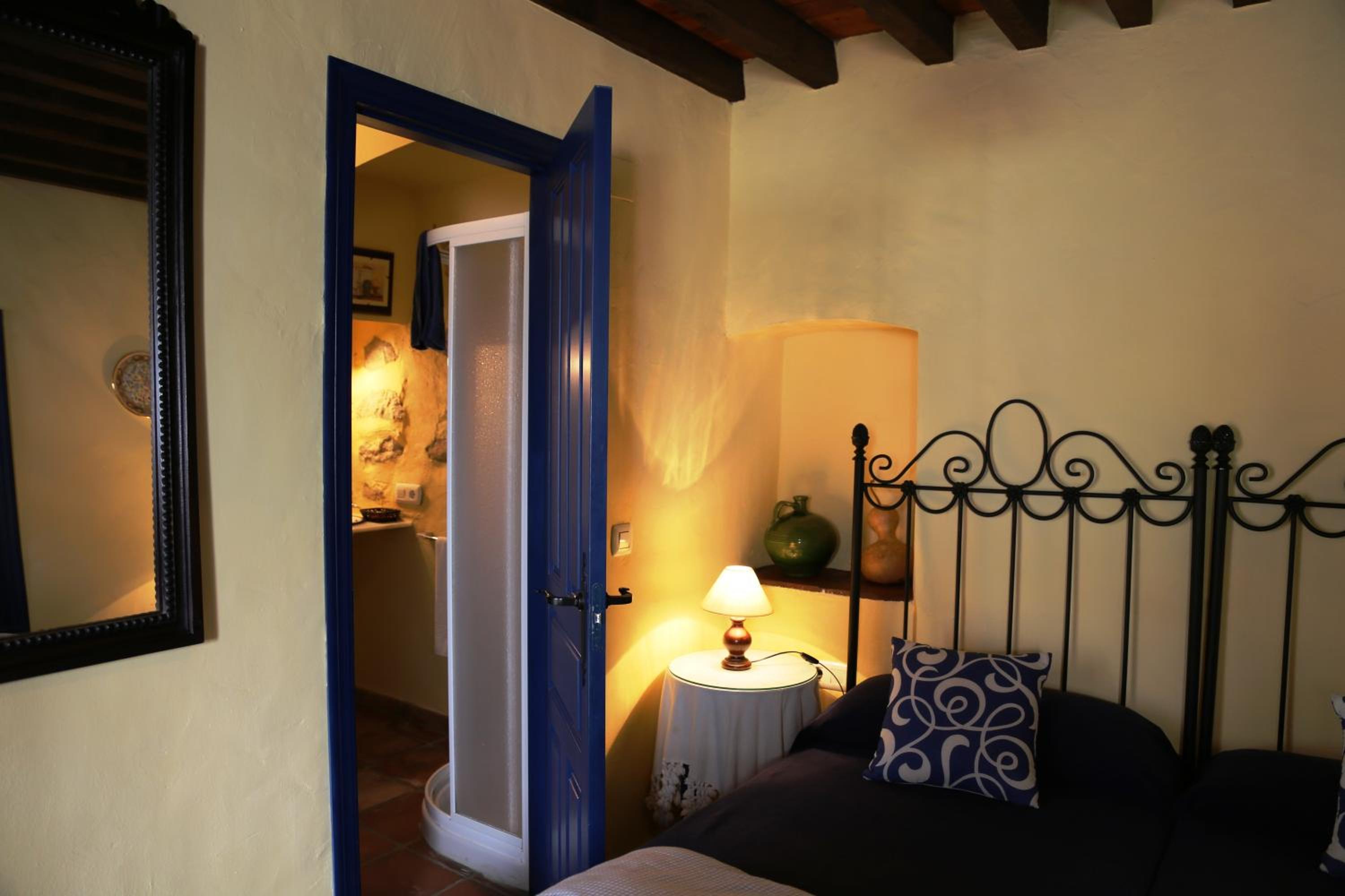 Double or Twin Room photo 2