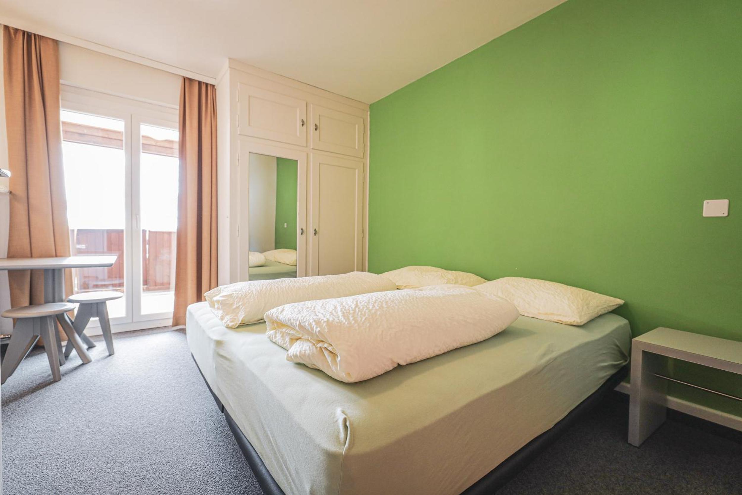 Double Room with Private Bathroom - Photo 4