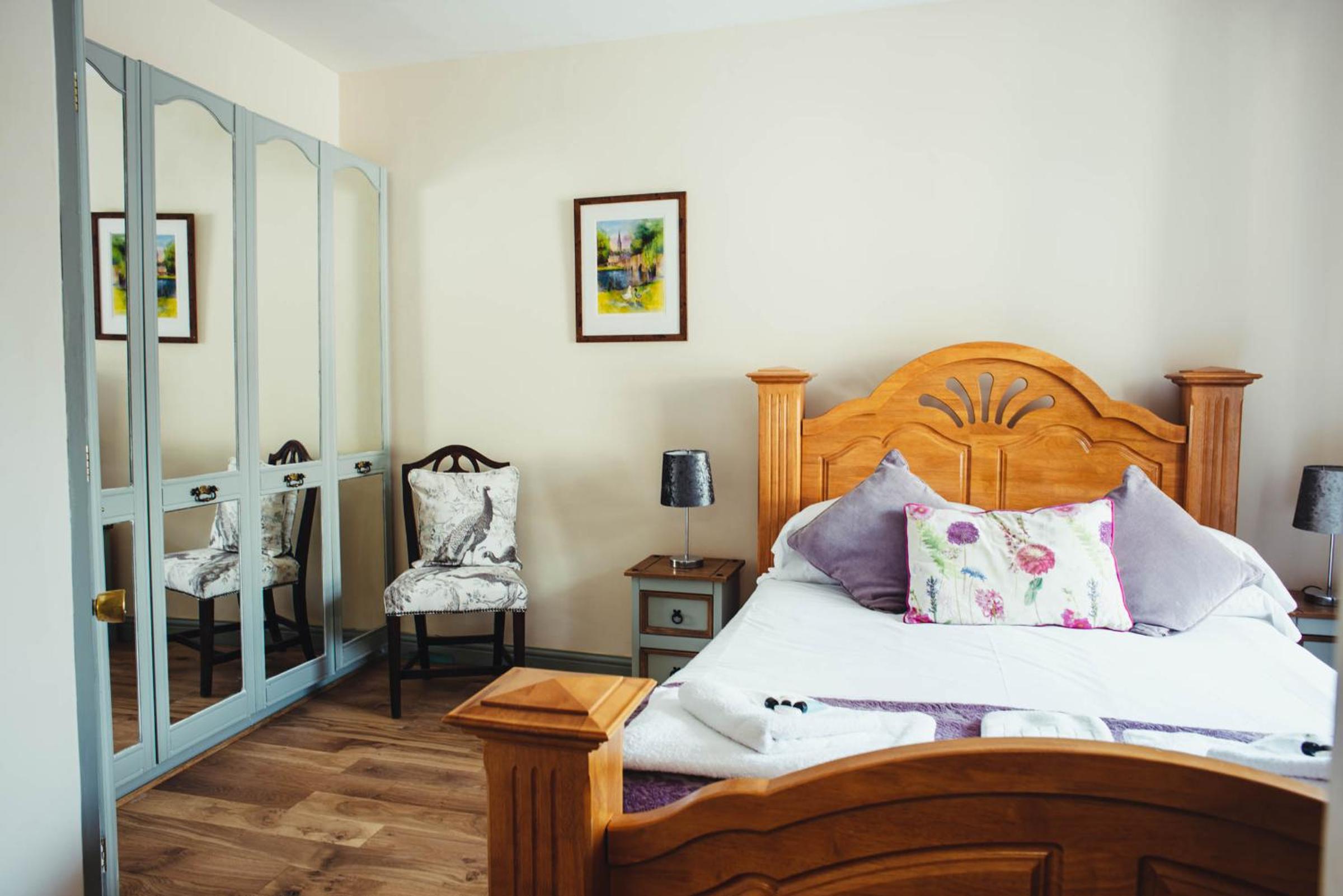 Double Room - Photo 5