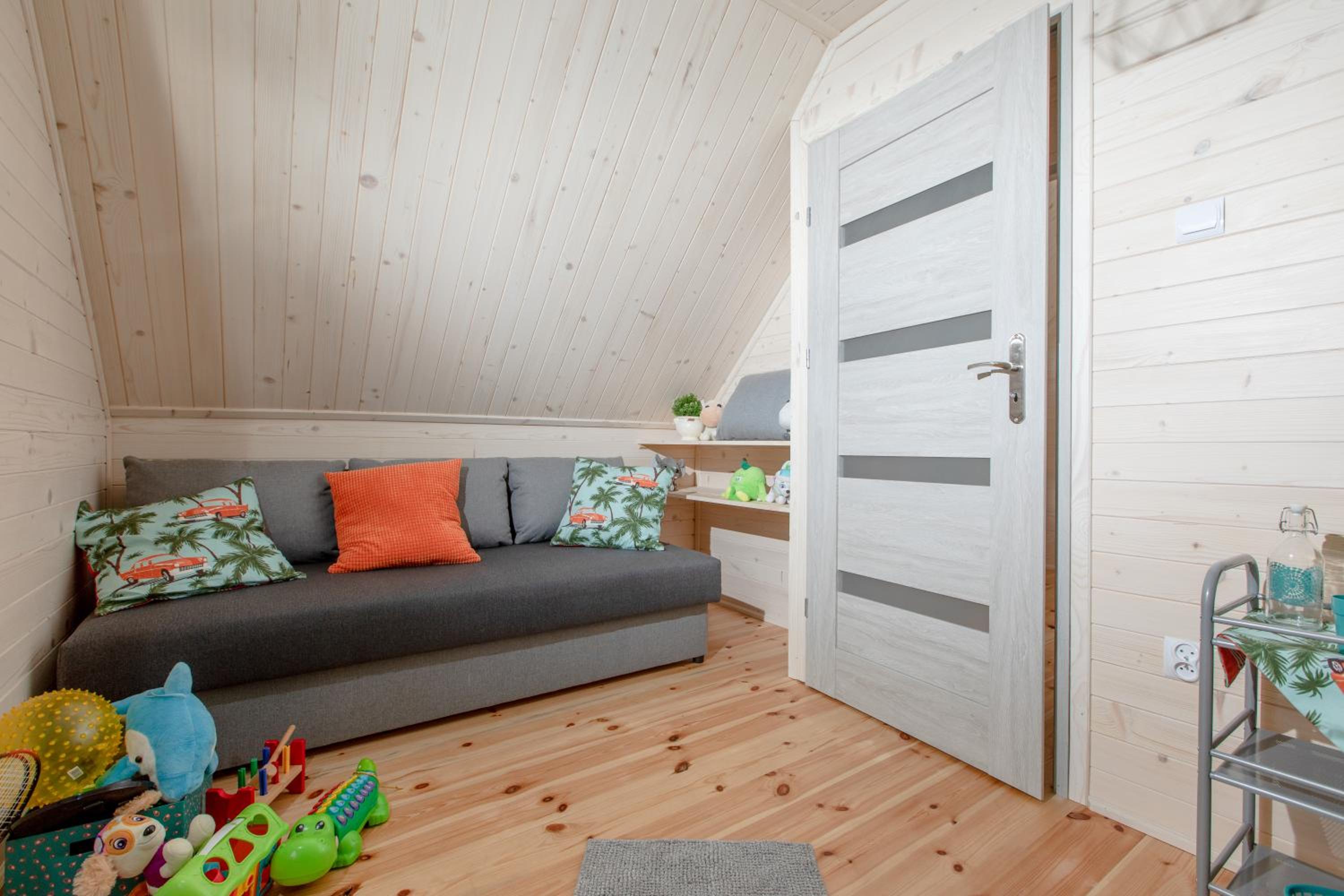 Two-Bedroom House photo 3
