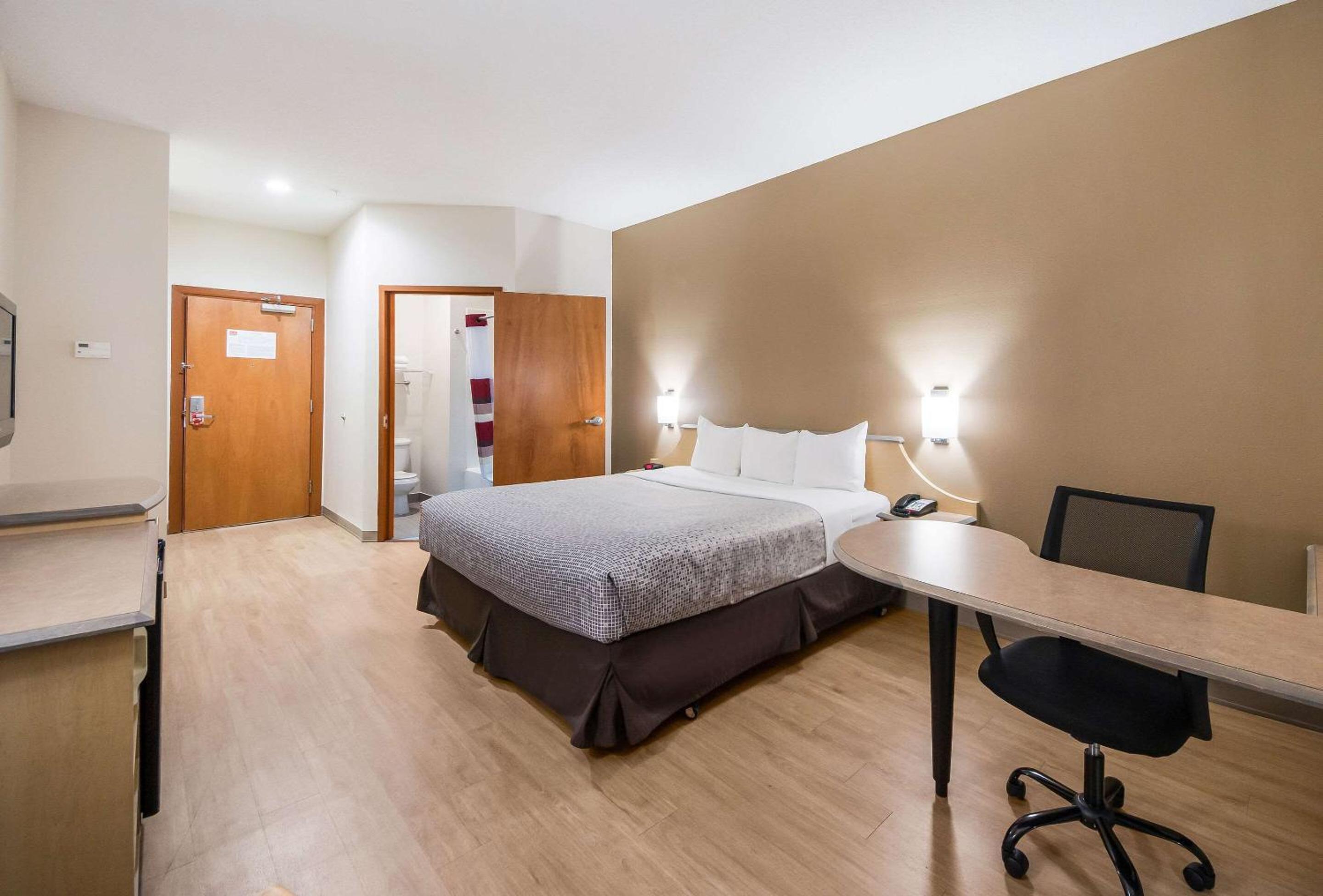 King Room - Disability Access/Non-Smoking - Photo 2