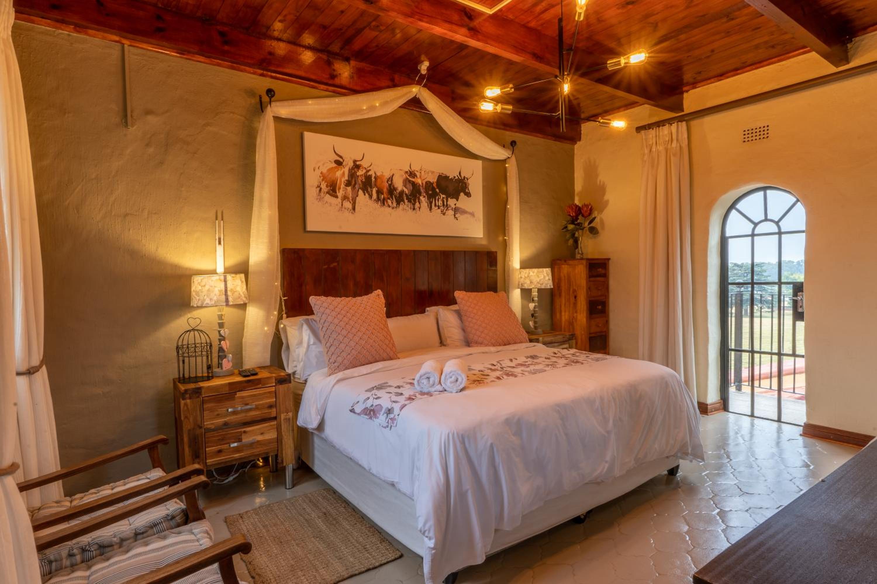 King Room with Lake View photo 3