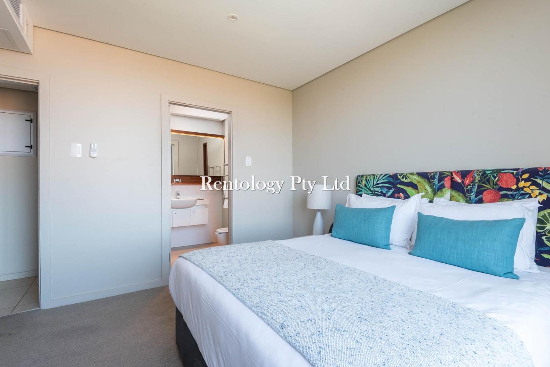 Apartment with Sea View - Photo 1