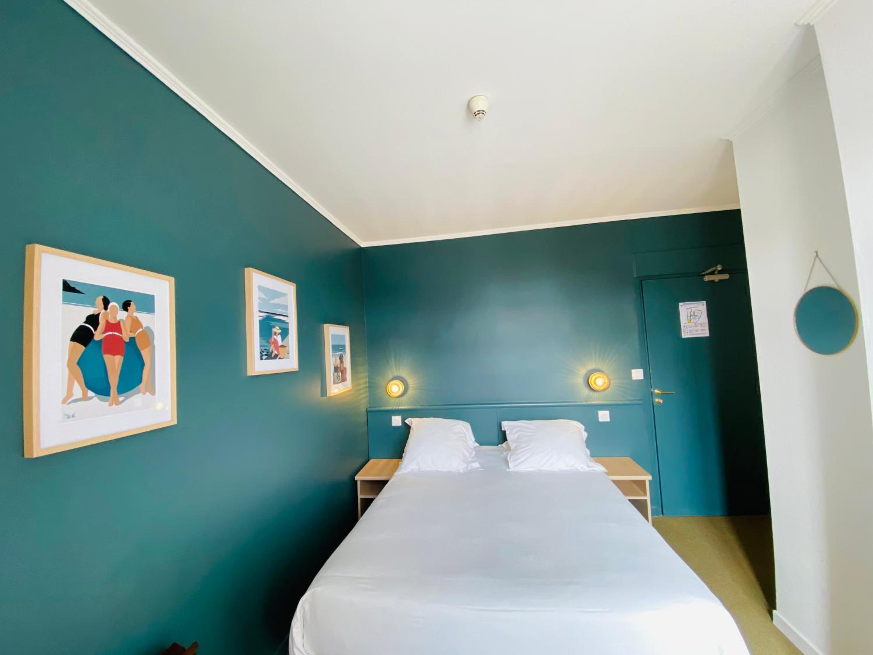 Standard Double Room photo 2