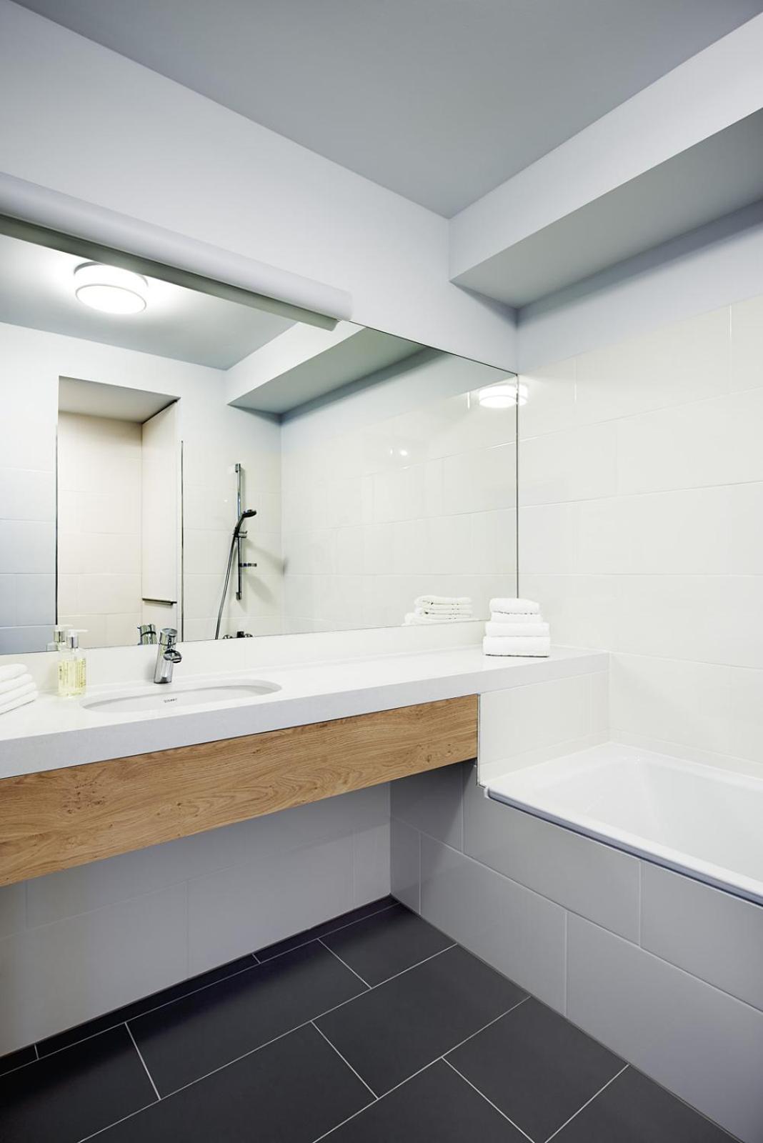 Exclusive Plus Apartment with Terrace and Jacuzzi photo 3