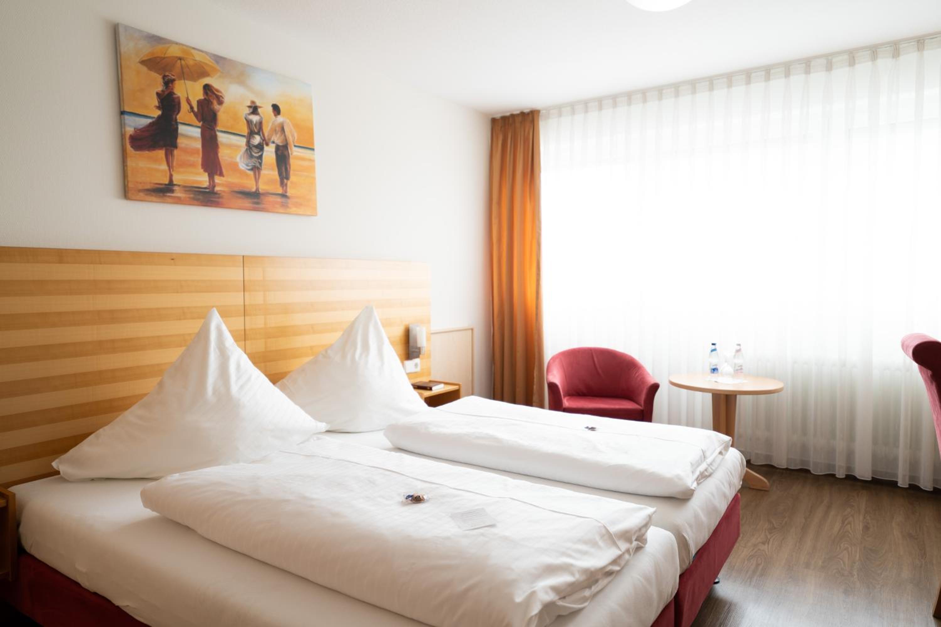 Standard Double Room photo 2