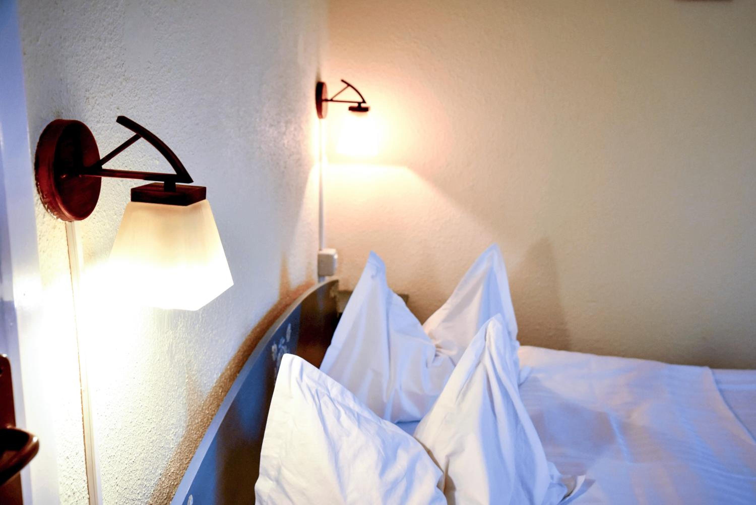 Double Room with Balcony - Photo 3