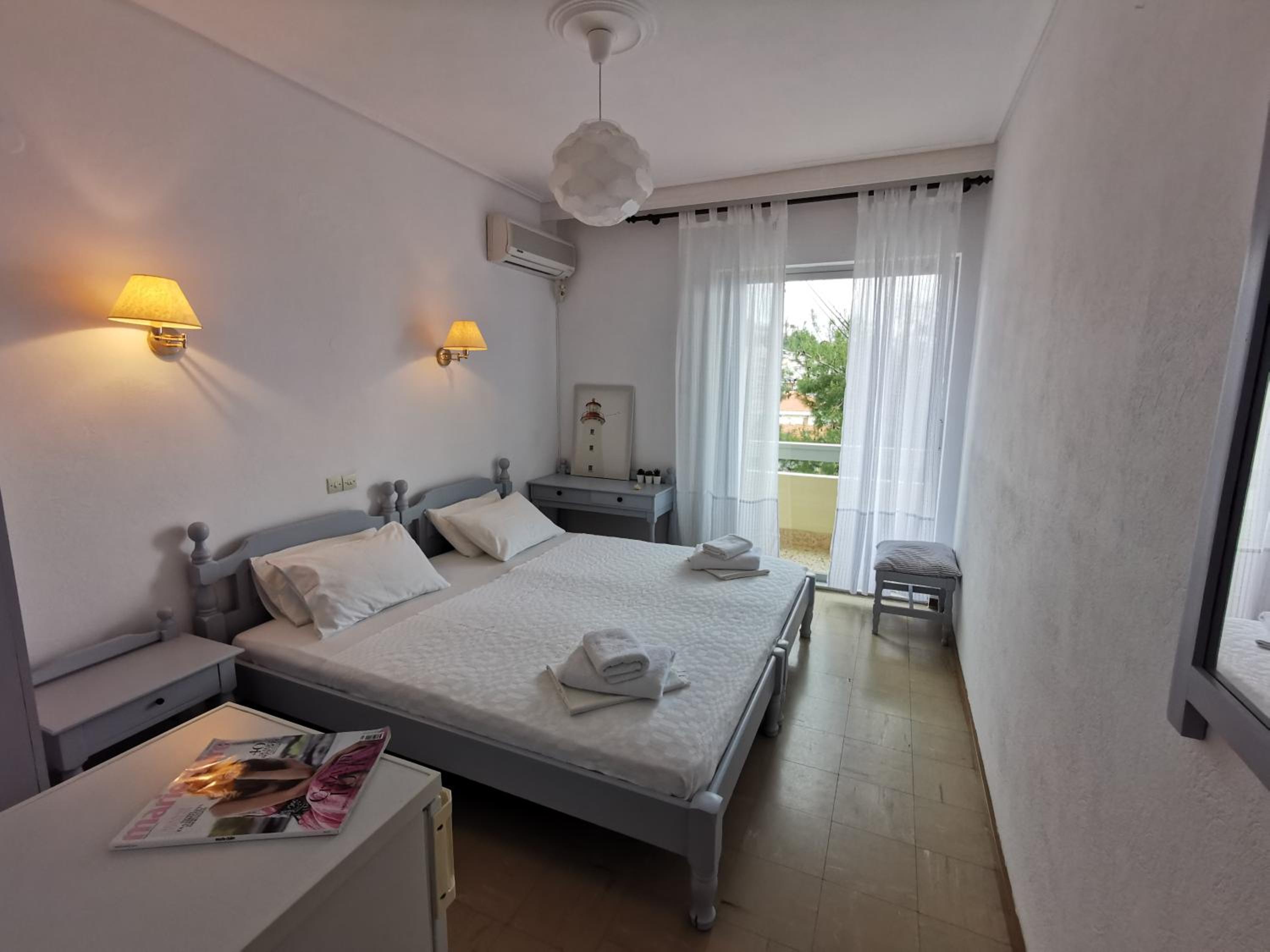 Twin Room with Sea View photo 1