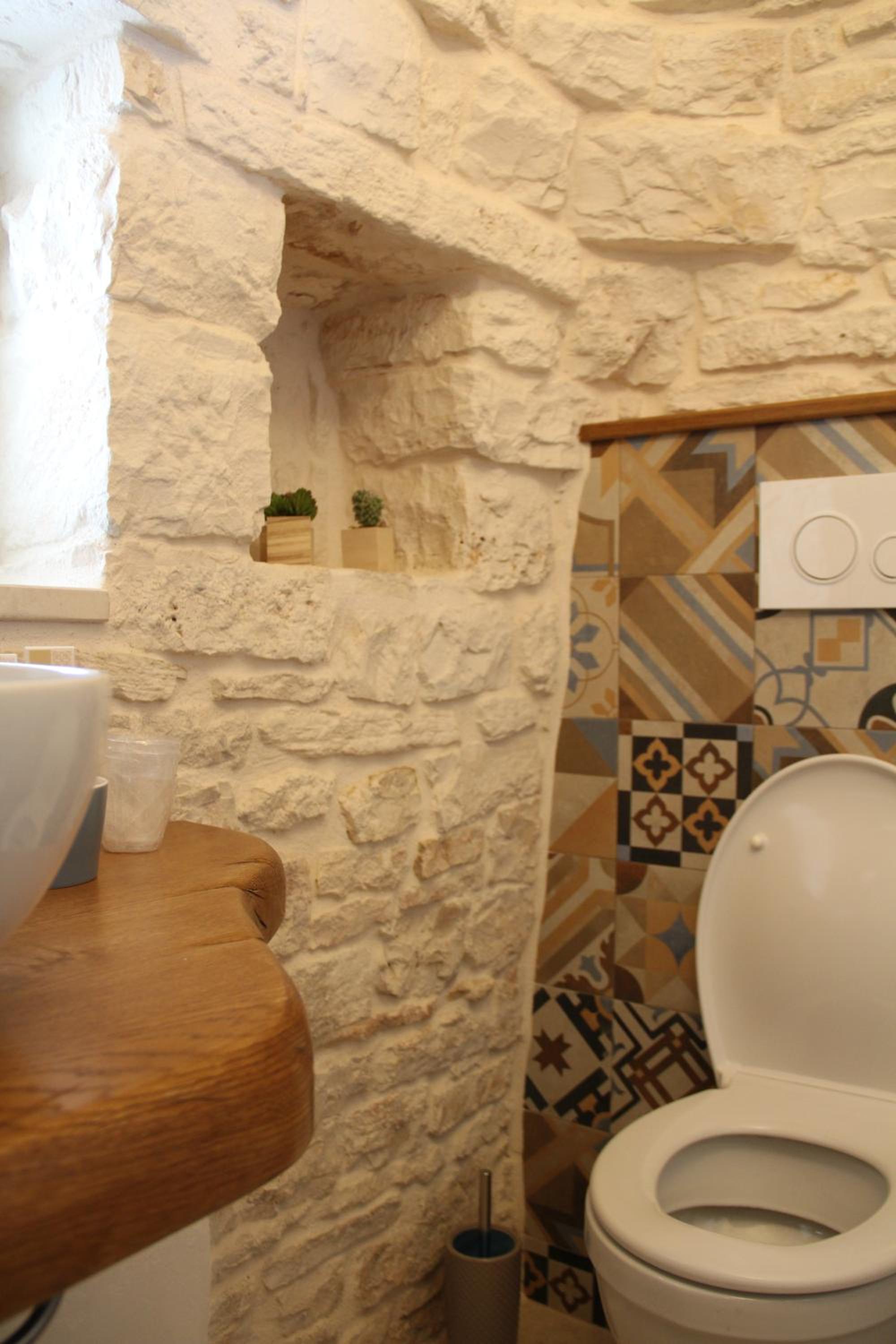 Double Room with Private Bathroom - Photo 6
