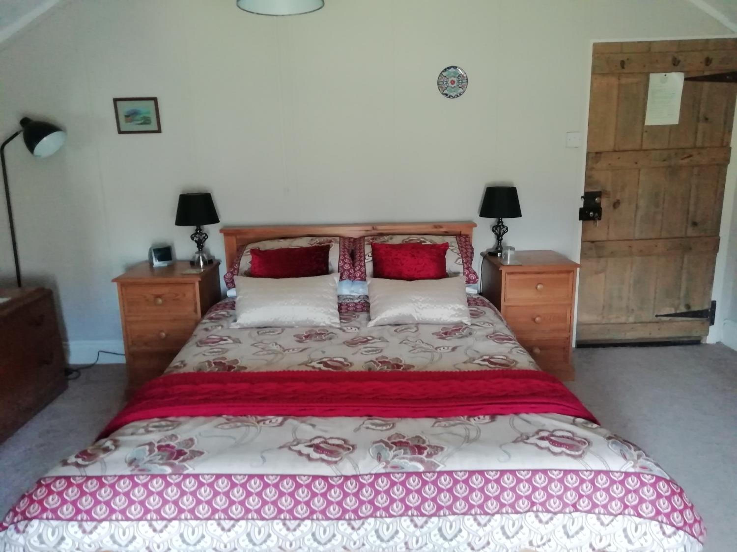 Double Room with Private Bathroom photo 1