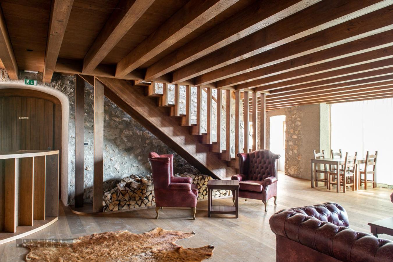 Villa - Photo 17