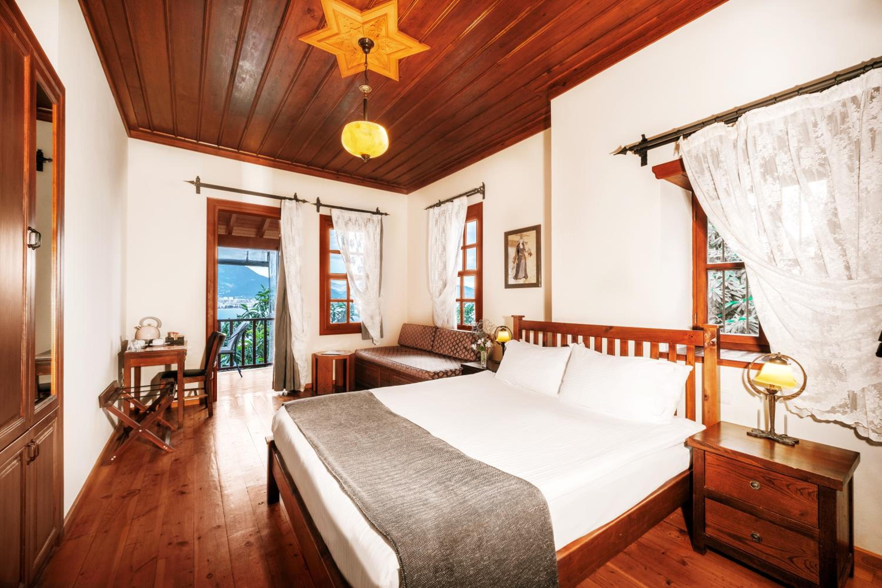 Superior Room with Sea View - Photo 1