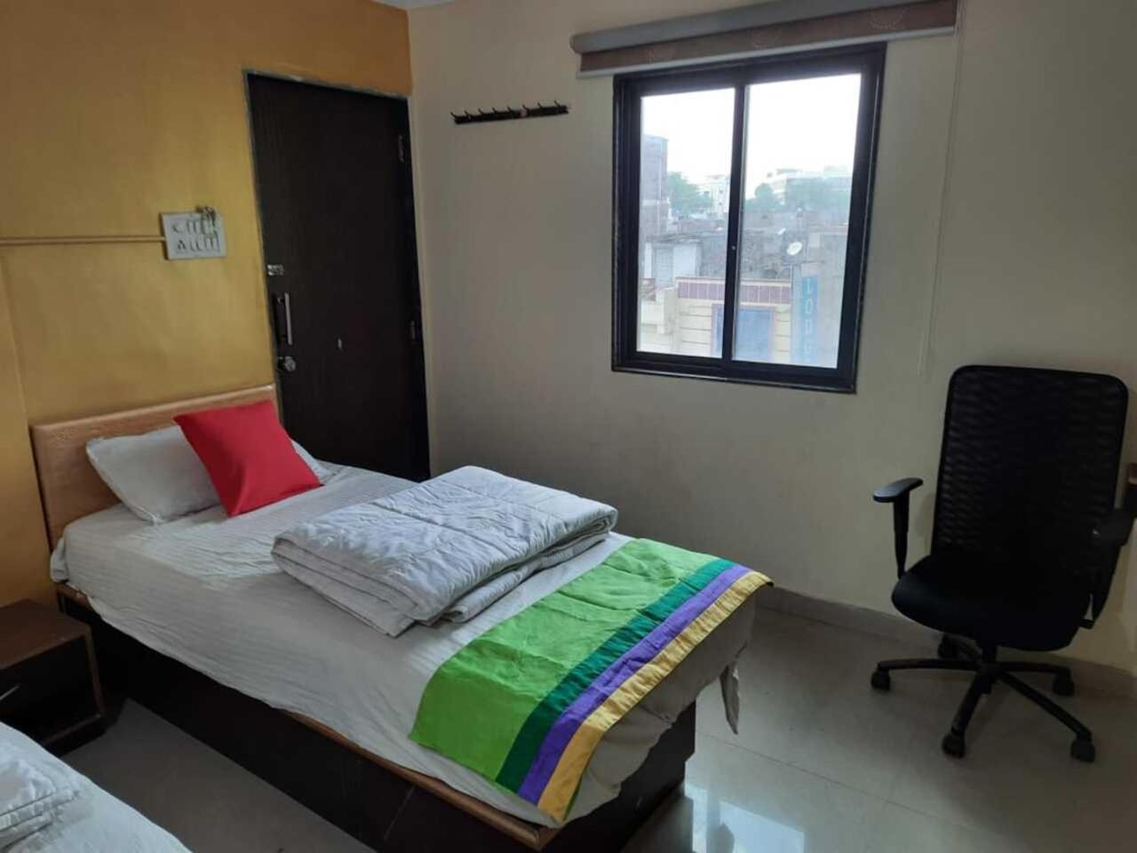Deluxe Triple Room - Photo 13