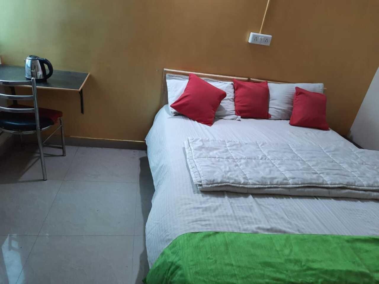 Deluxe Double Room - Photo 3