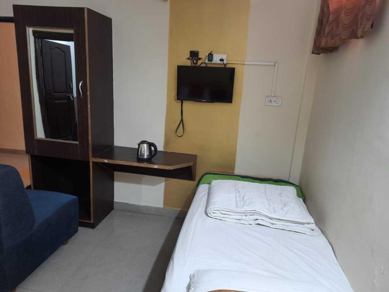 Deluxe Triple Room - Photo 3