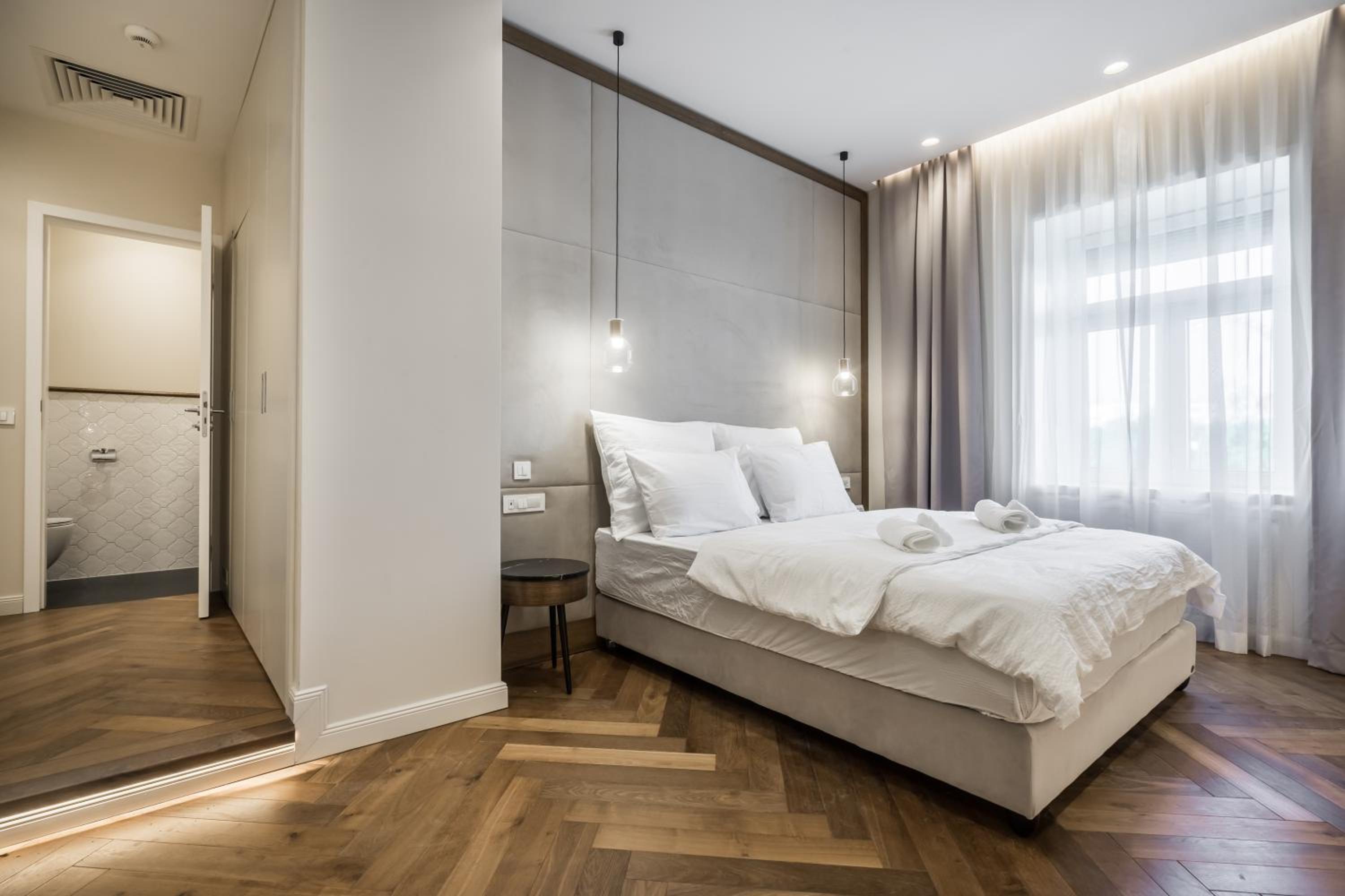 Deluxe Double Room with Bath