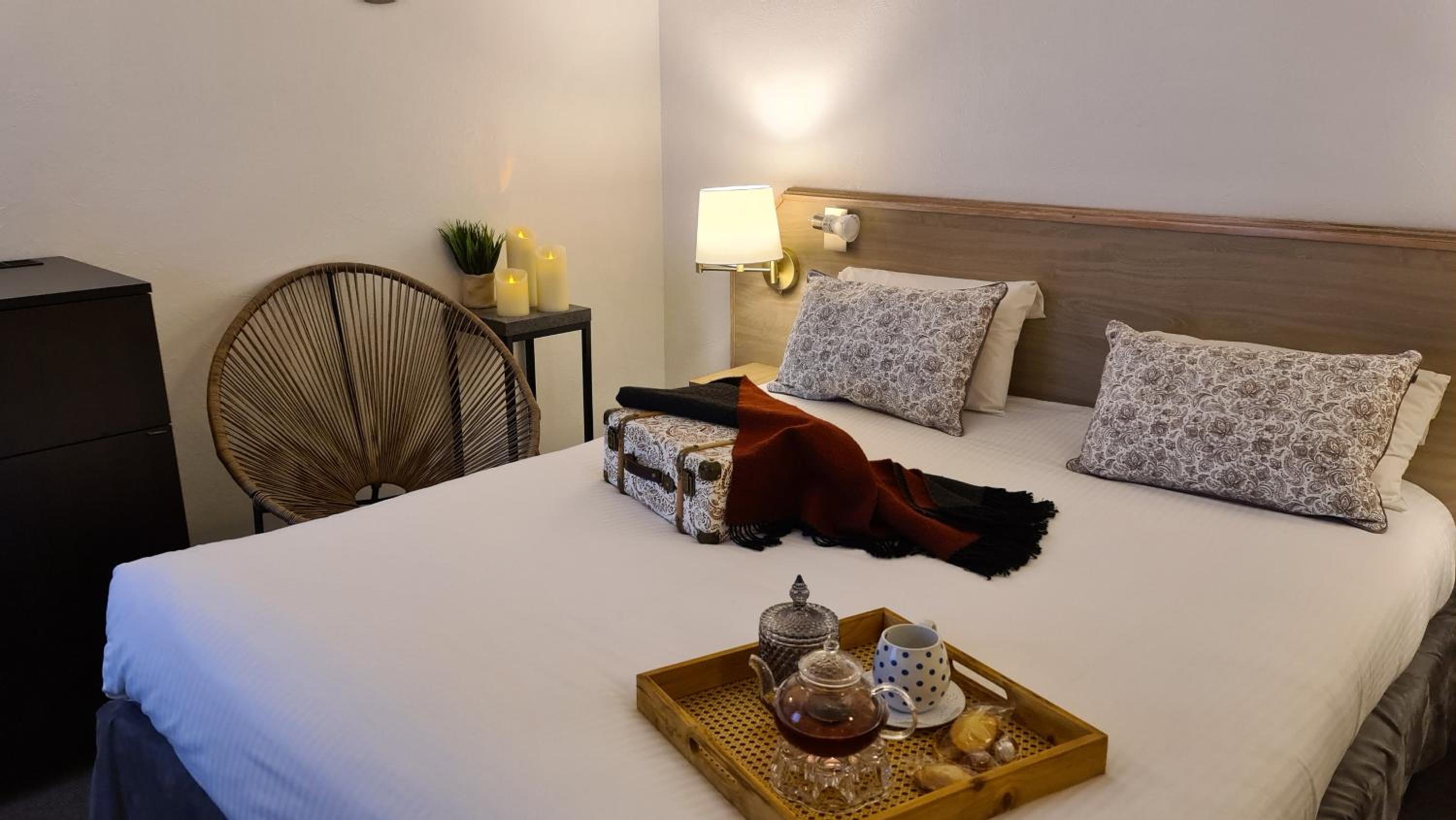 Double Room - Photo 7