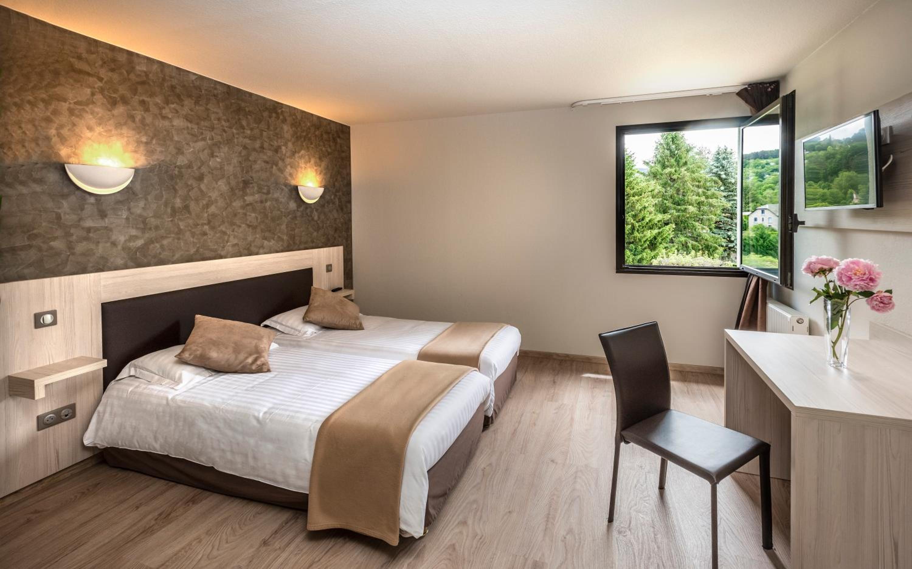 Superior Twin Room - Photo 2