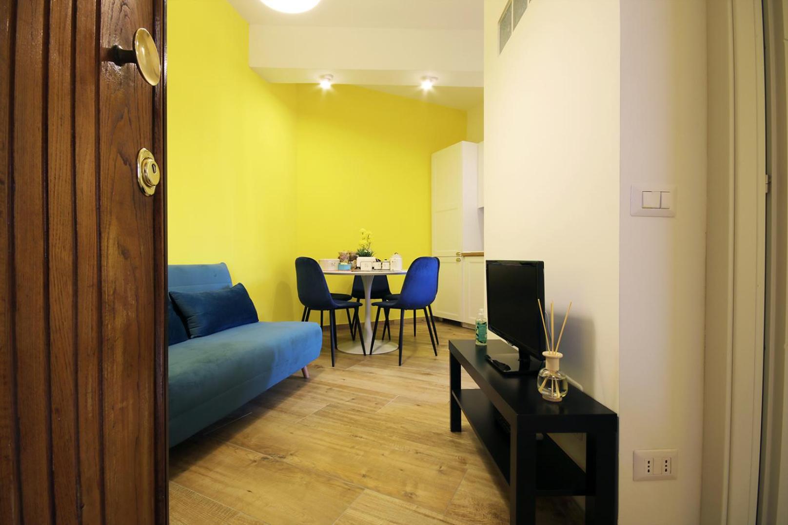 One-Bedroom Apartment