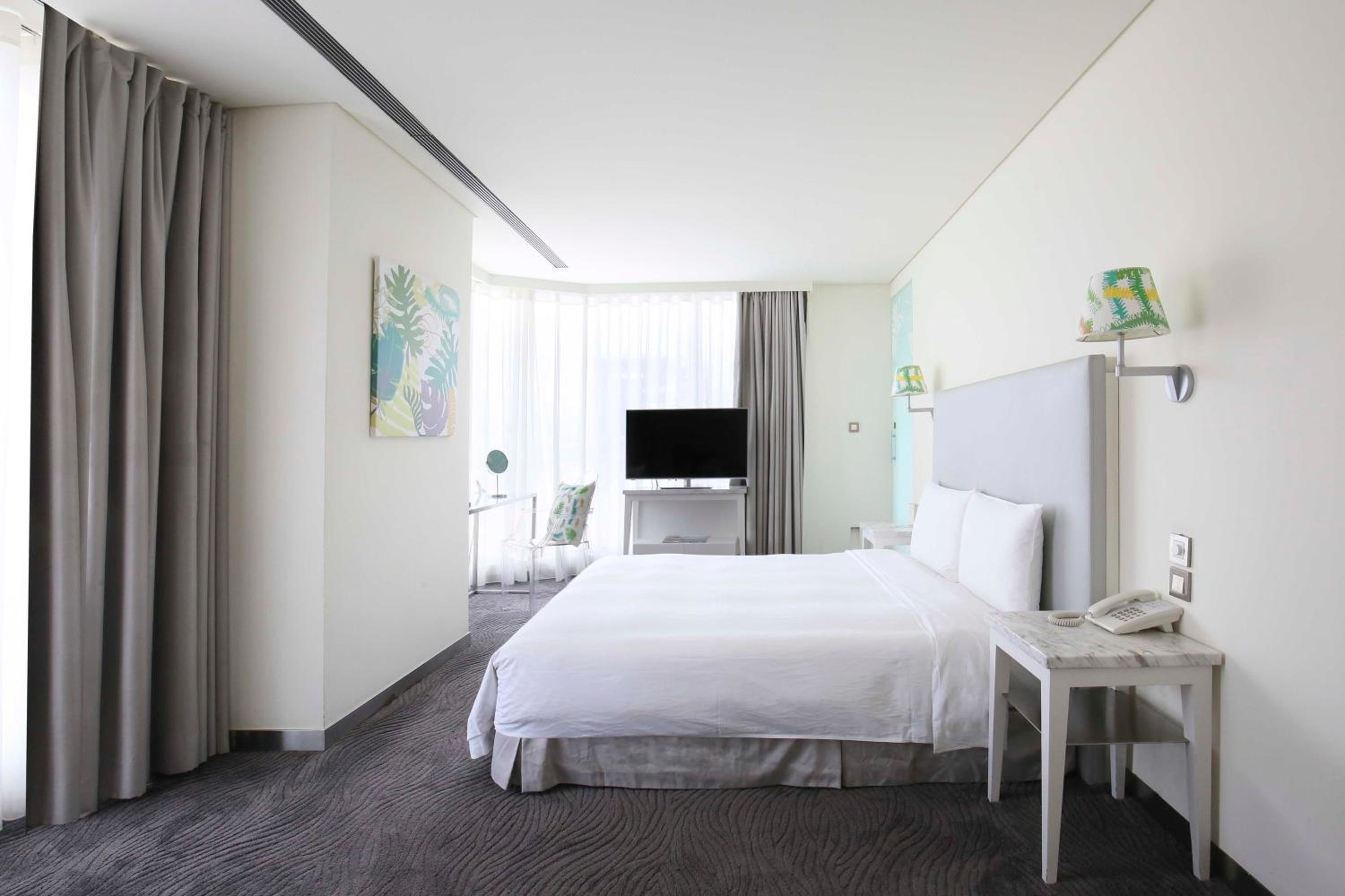 Corner Room
