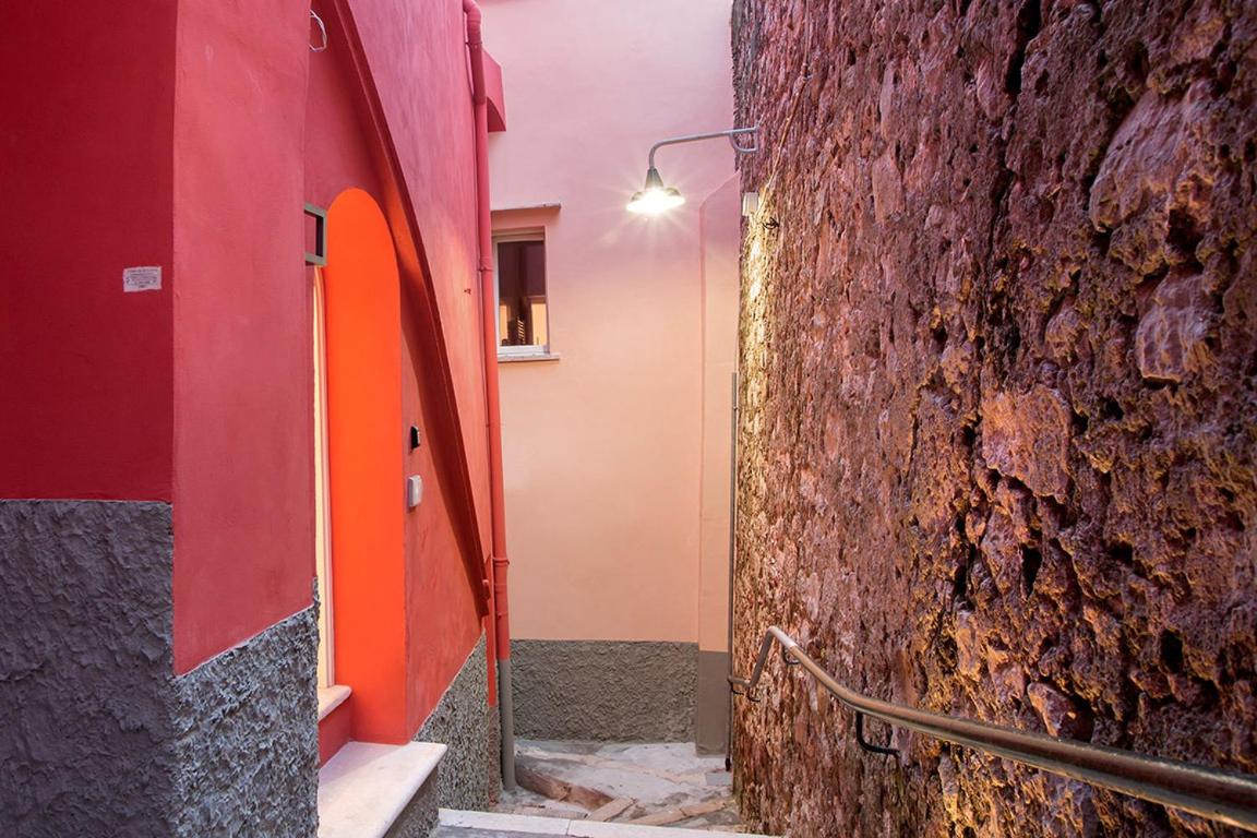 Double Room - Photo 9