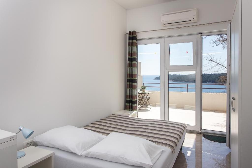Superior Studio Apartment with Terrace and Sea View (First Floor) photo 1