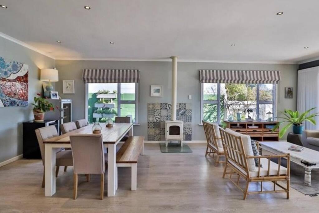 Four-Bedroom House - Photo 27