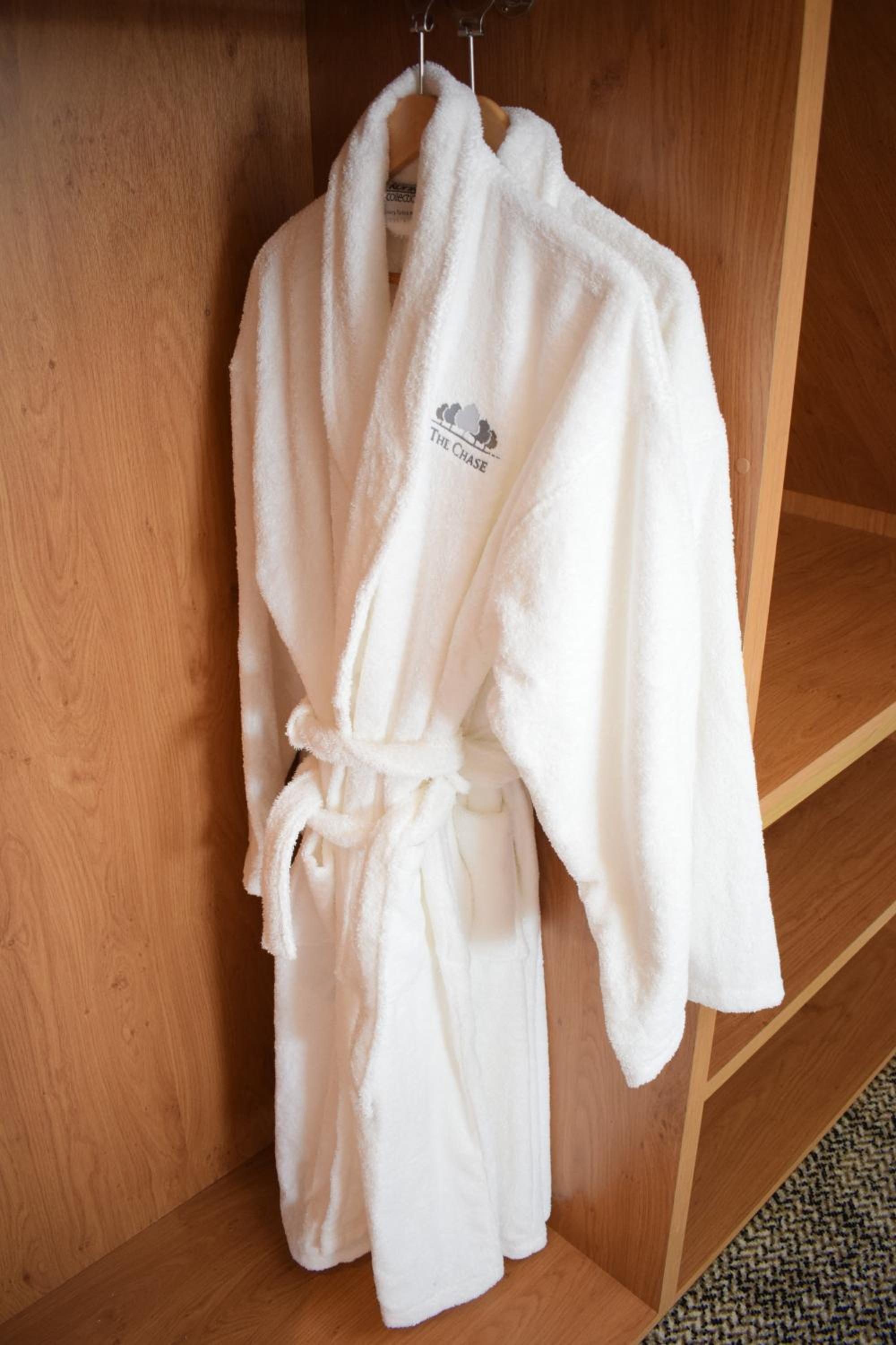 Deluxe Double or Twin Room photo 3