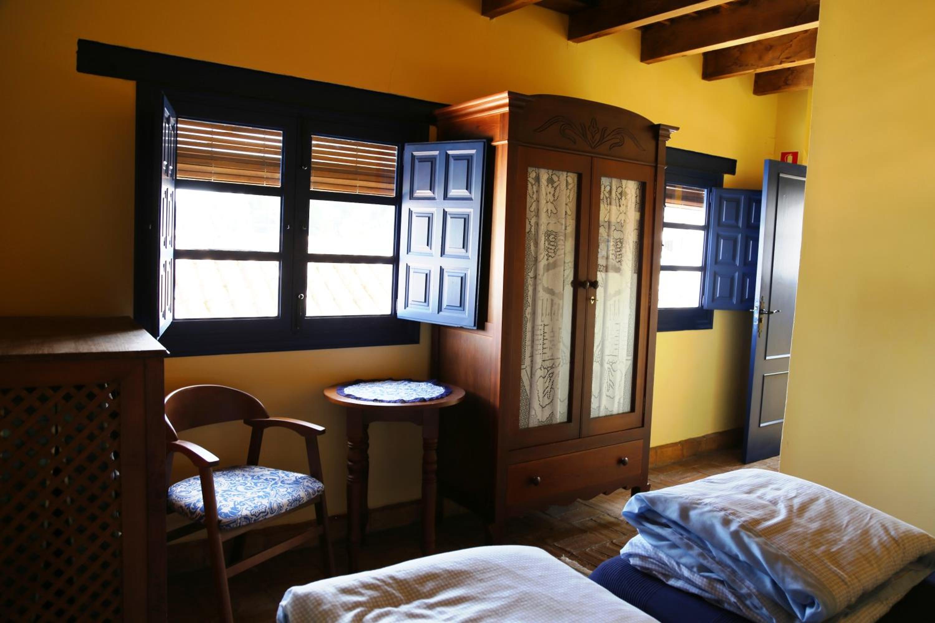 Double or Twin Room photo 3