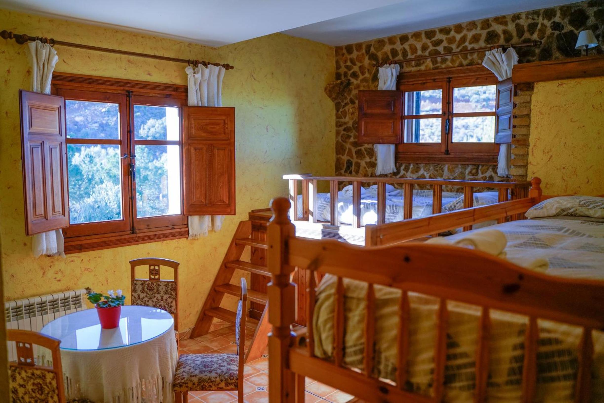Quadruple Room - Photo 1