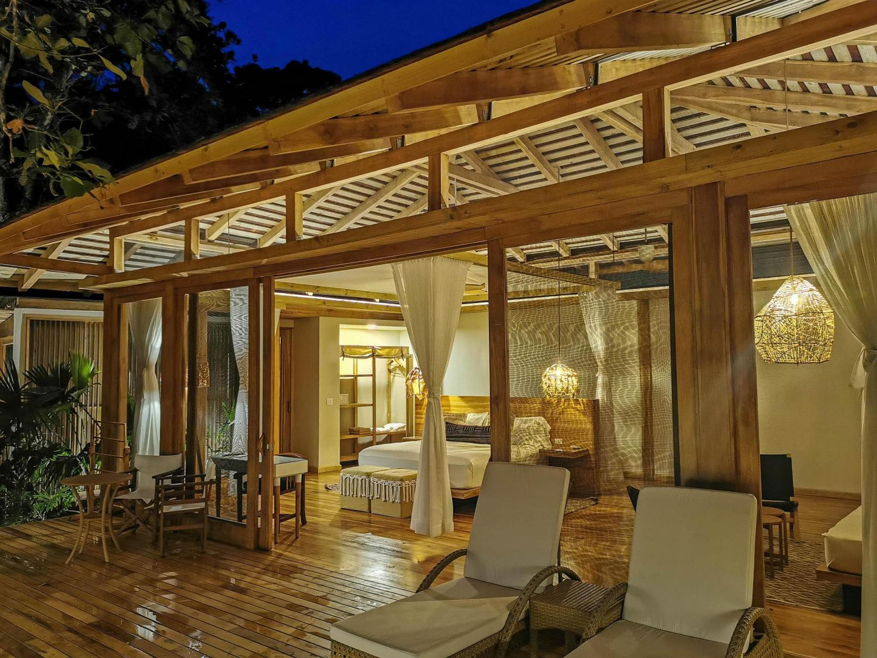 Premier Villas - Photo 1