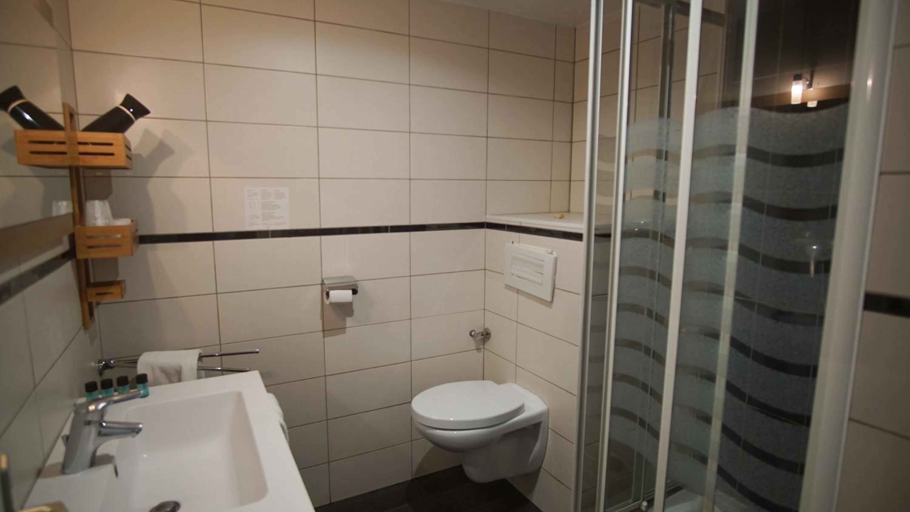 Triple Room - Photo 7