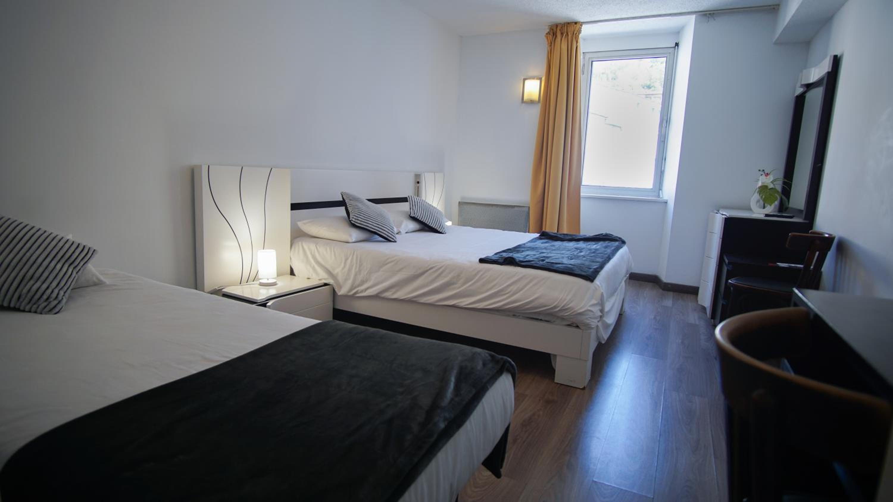 Triple Room - Photo 2